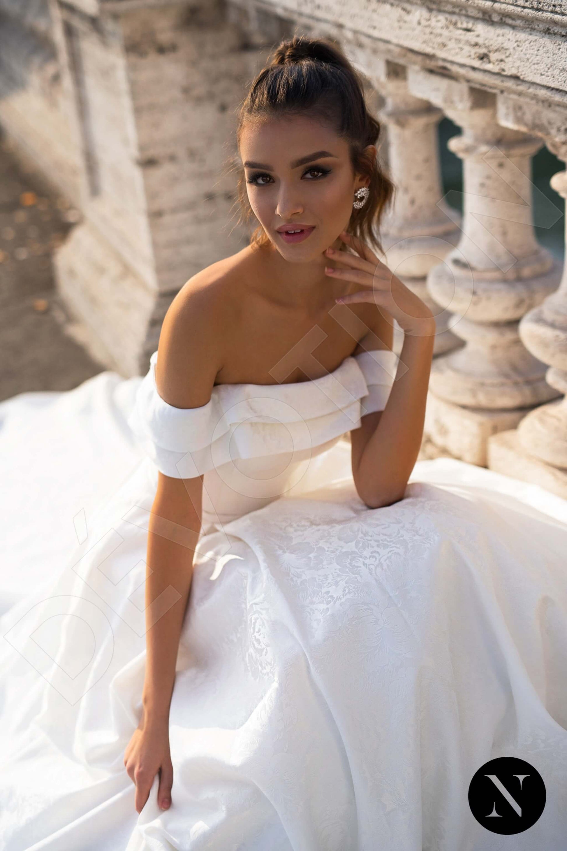 Passionate A-line Off-shoulder/Drop shoulders Milk Wedding dress