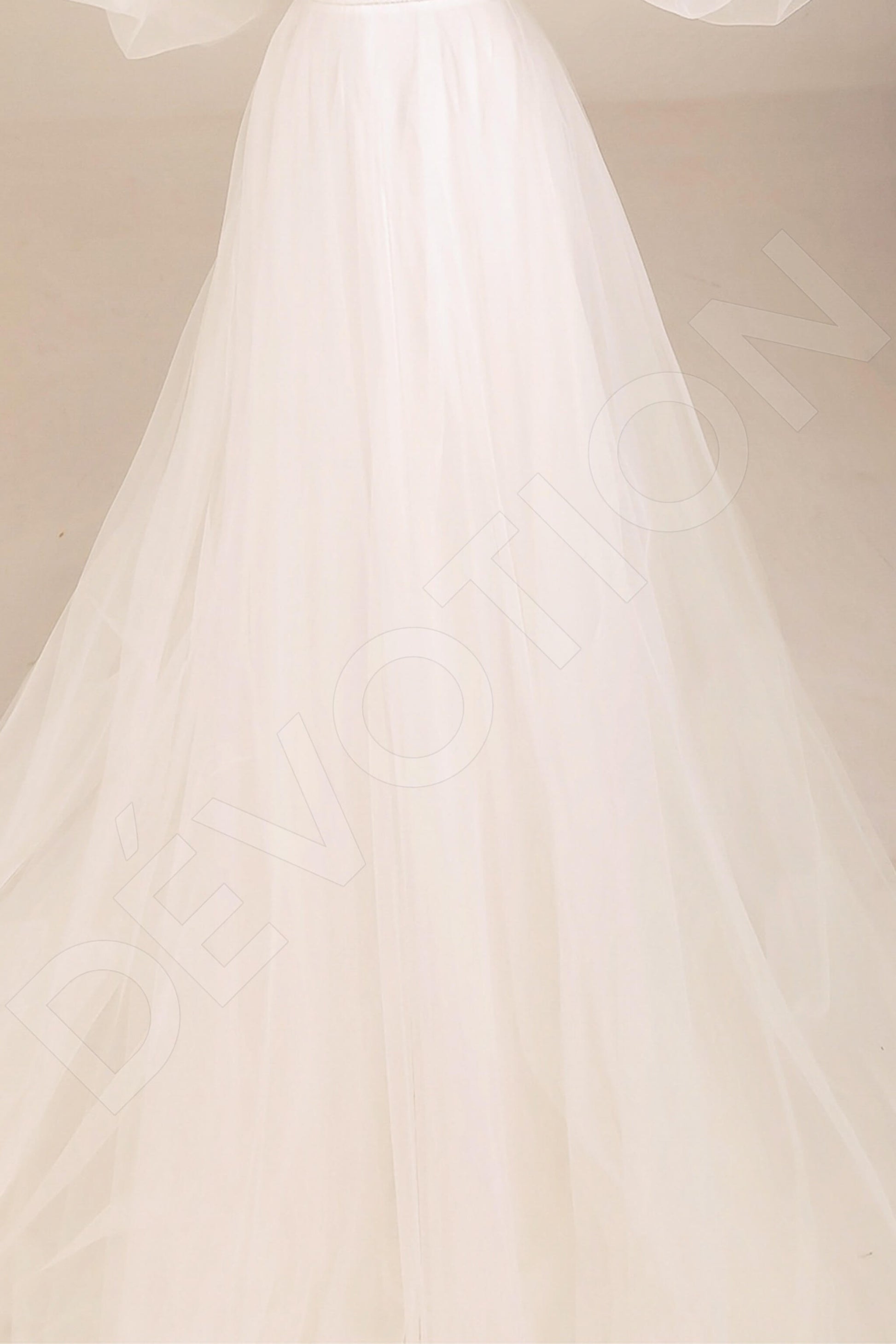 Luz A-line Illusion Ivory Wedding dress