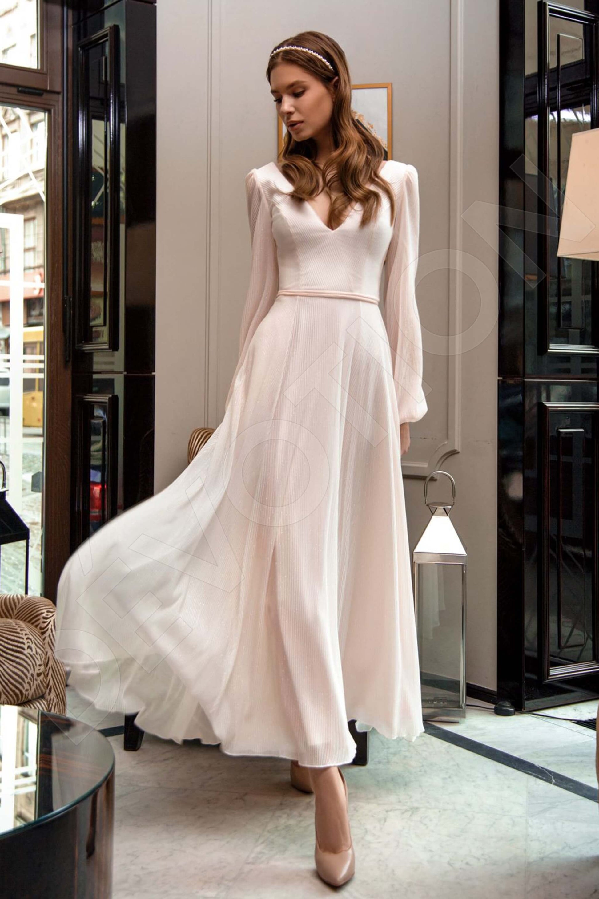 Mendi A-line V-neck Peach Wedding dress