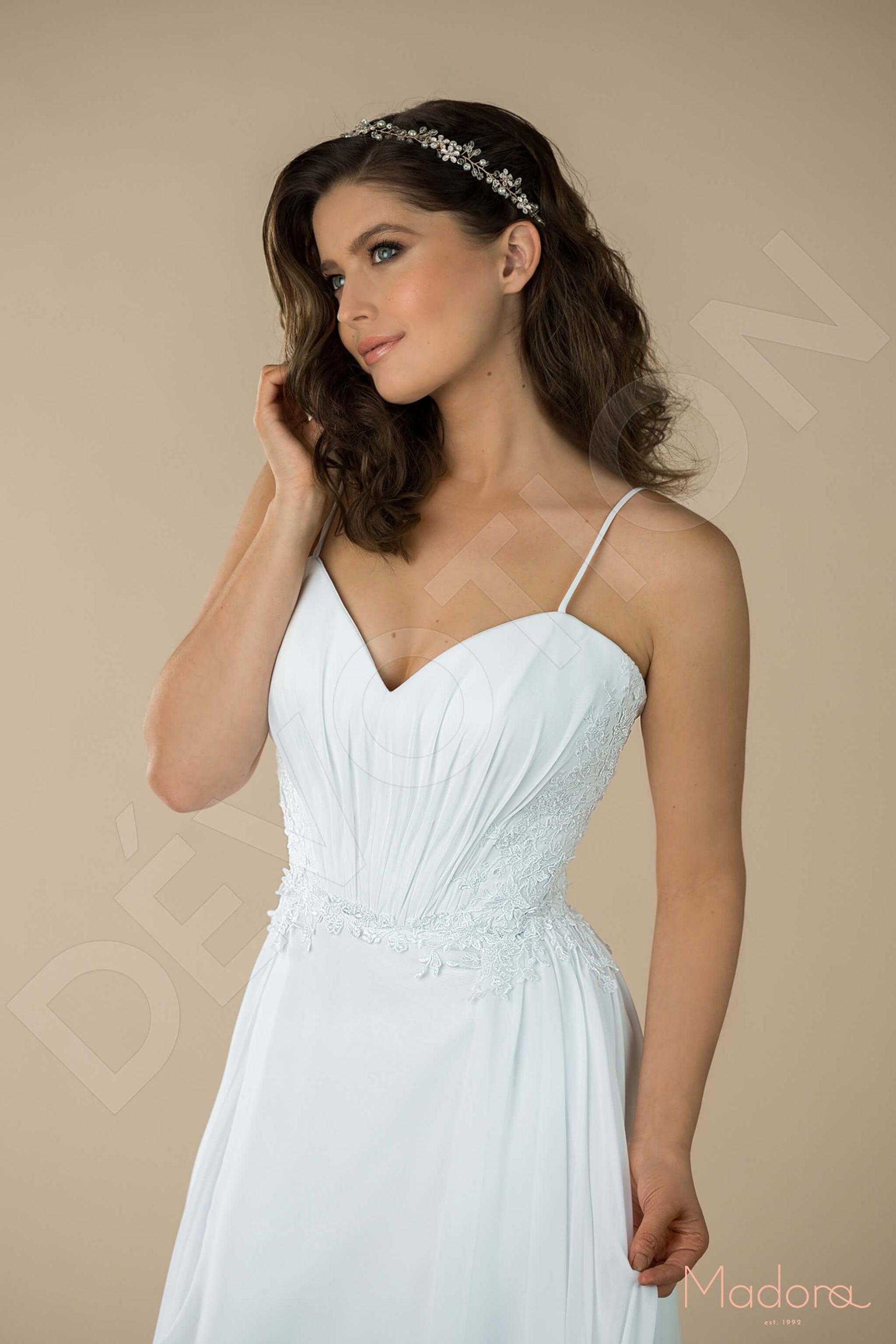 Liviy A-line Sweetheart White Wedding dress