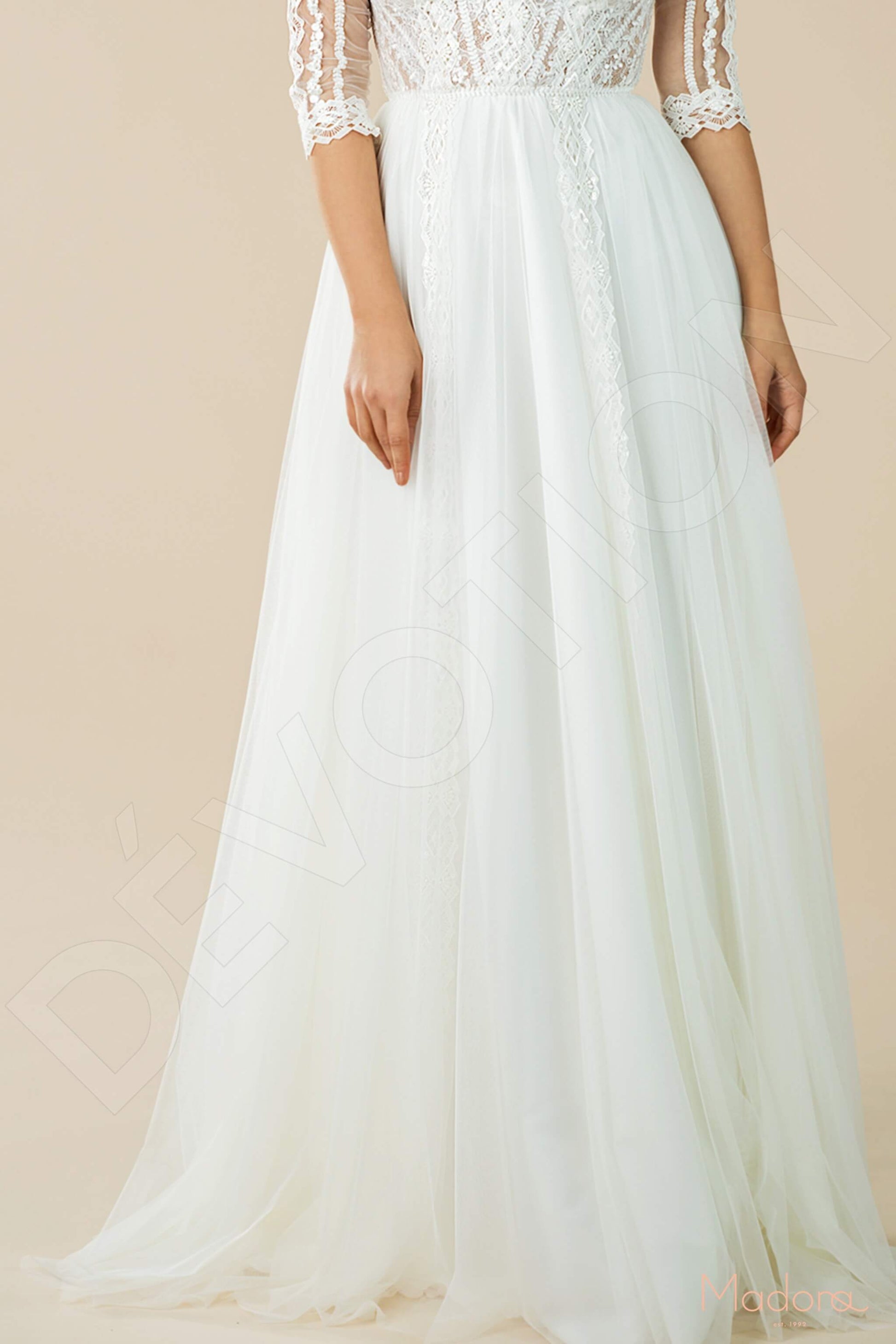 Soninia A-line Jewel Ivory Wedding dress