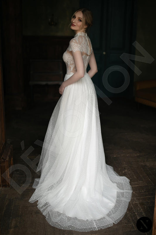 Natiana A-line High neck Milk Wedding dress