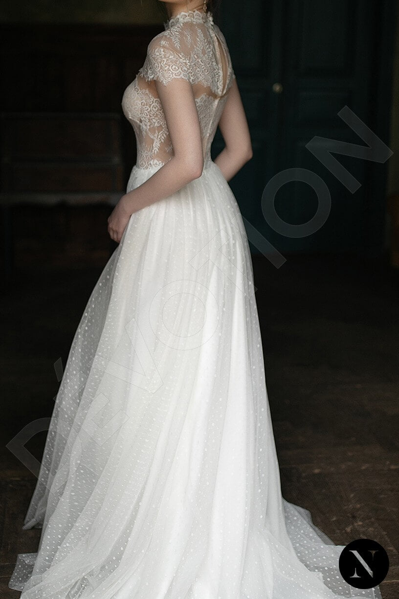 Natiana A-line High neck Milk Wedding dress