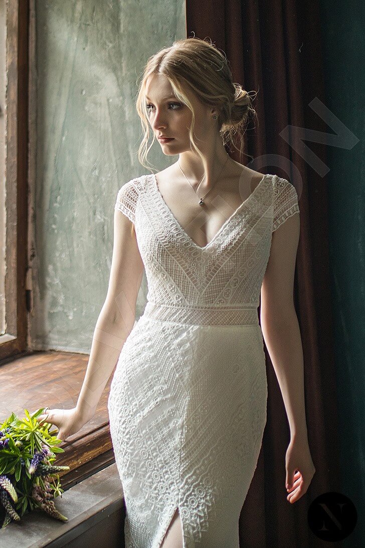 Brenda Trumpet/Mermaid V-neck Milk Wedding dress