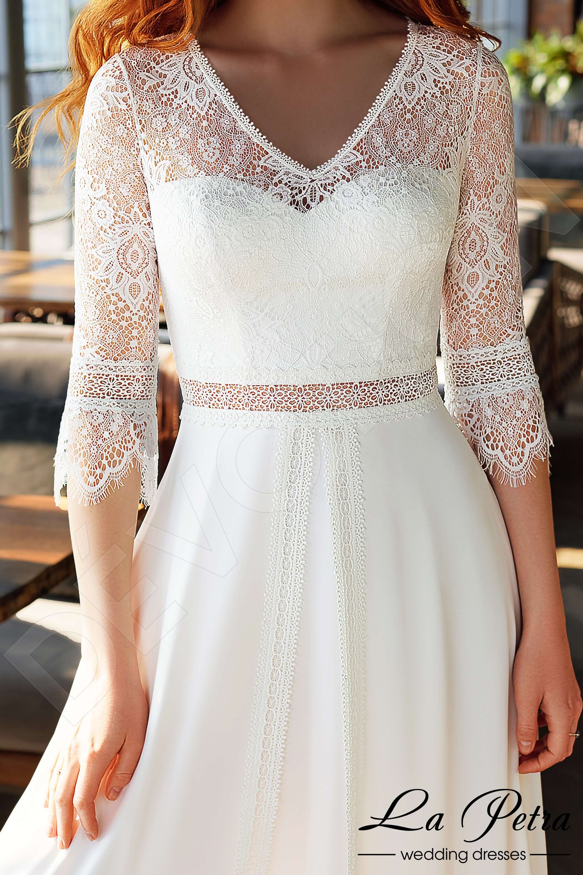 Hetti A-line V-neck Milk Wedding dress