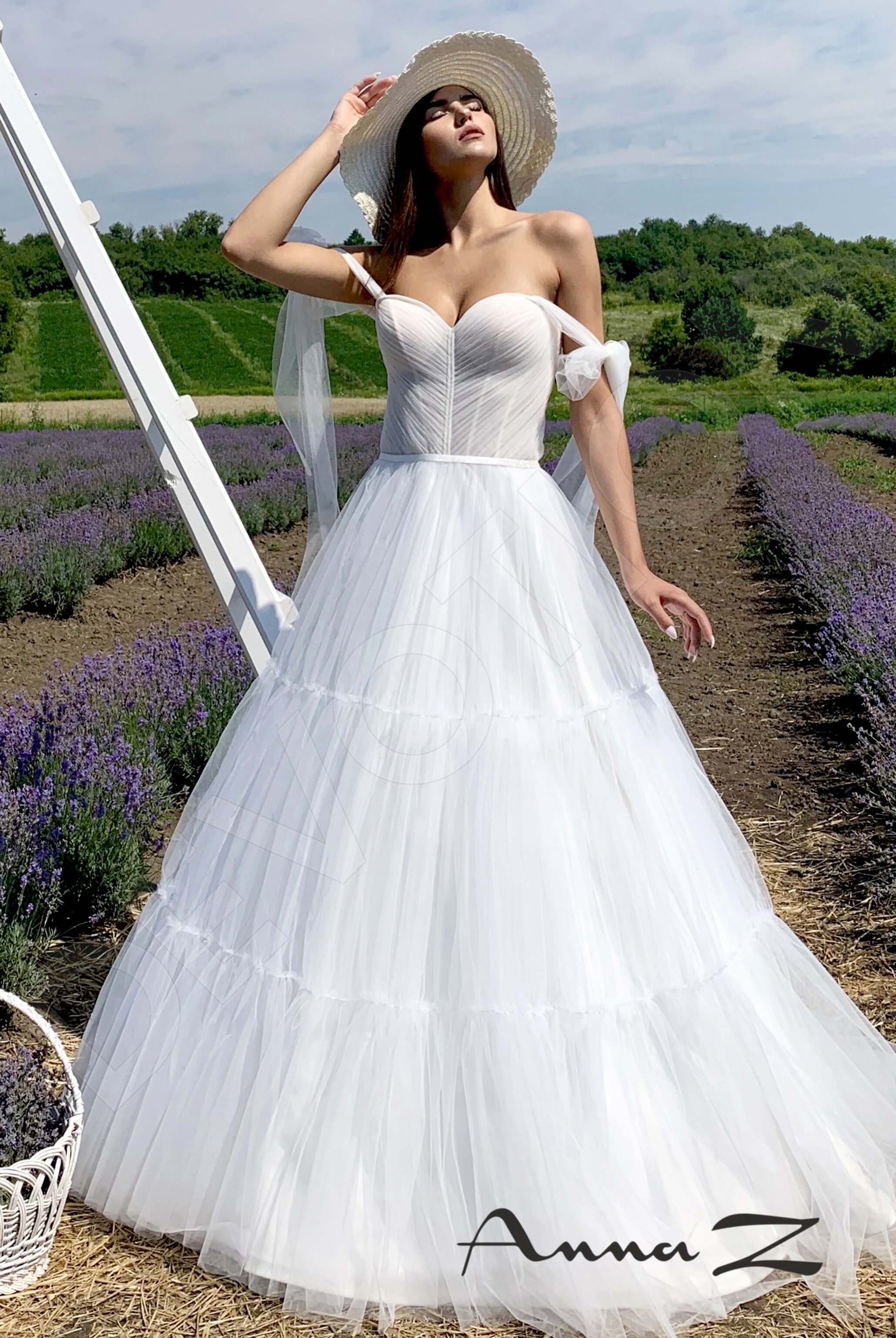 Avelin A-line Sweetheart Ivory Wedding dress