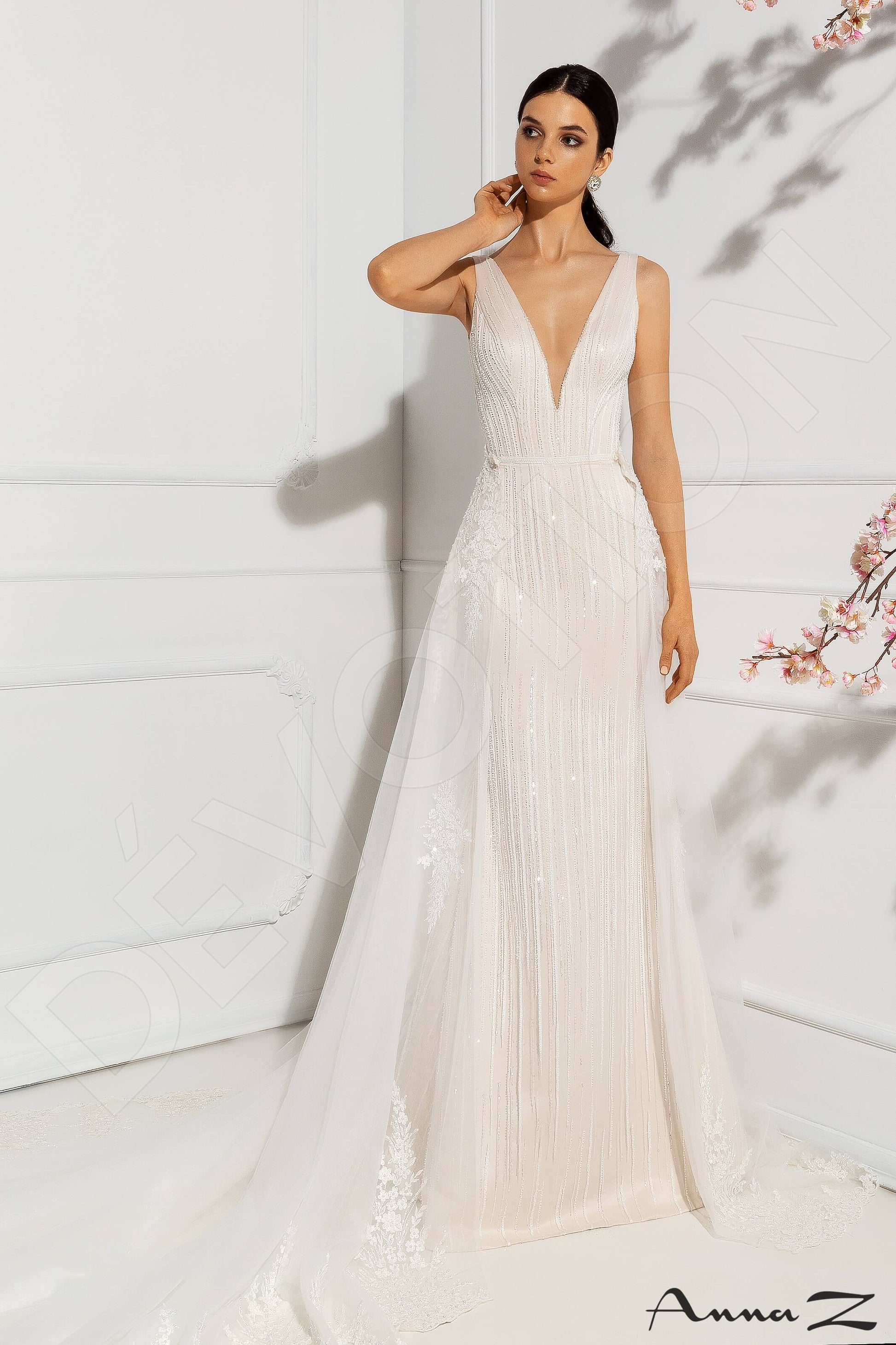 Ovinia A-line V-neck Ivory Wedding dress