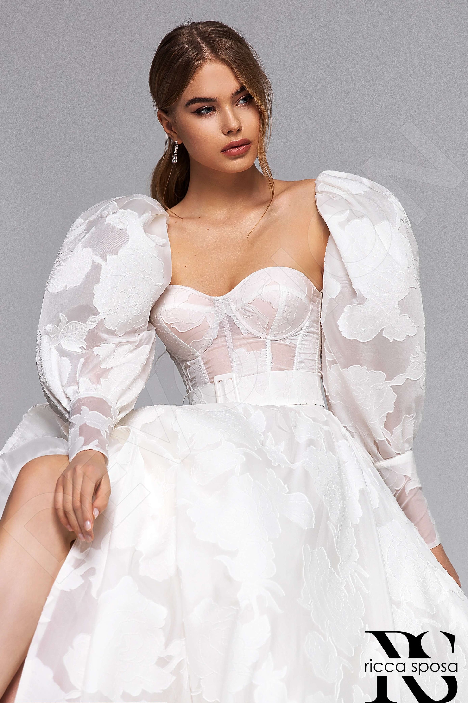 Dalia A-line Sweetheart Ivory Wedding dress