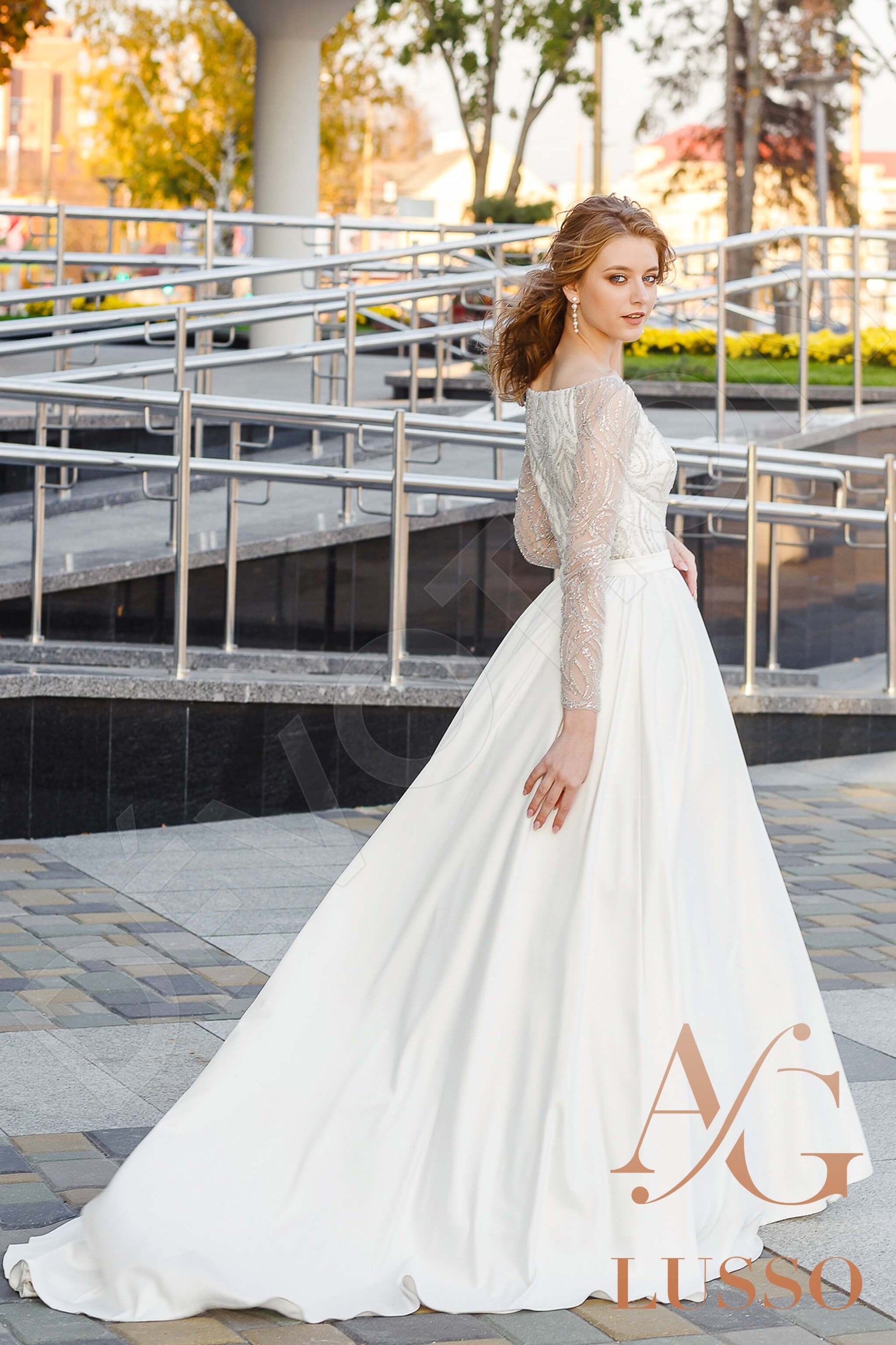 Brillance A-line Boat/Bateau Lightivory Wedding dress