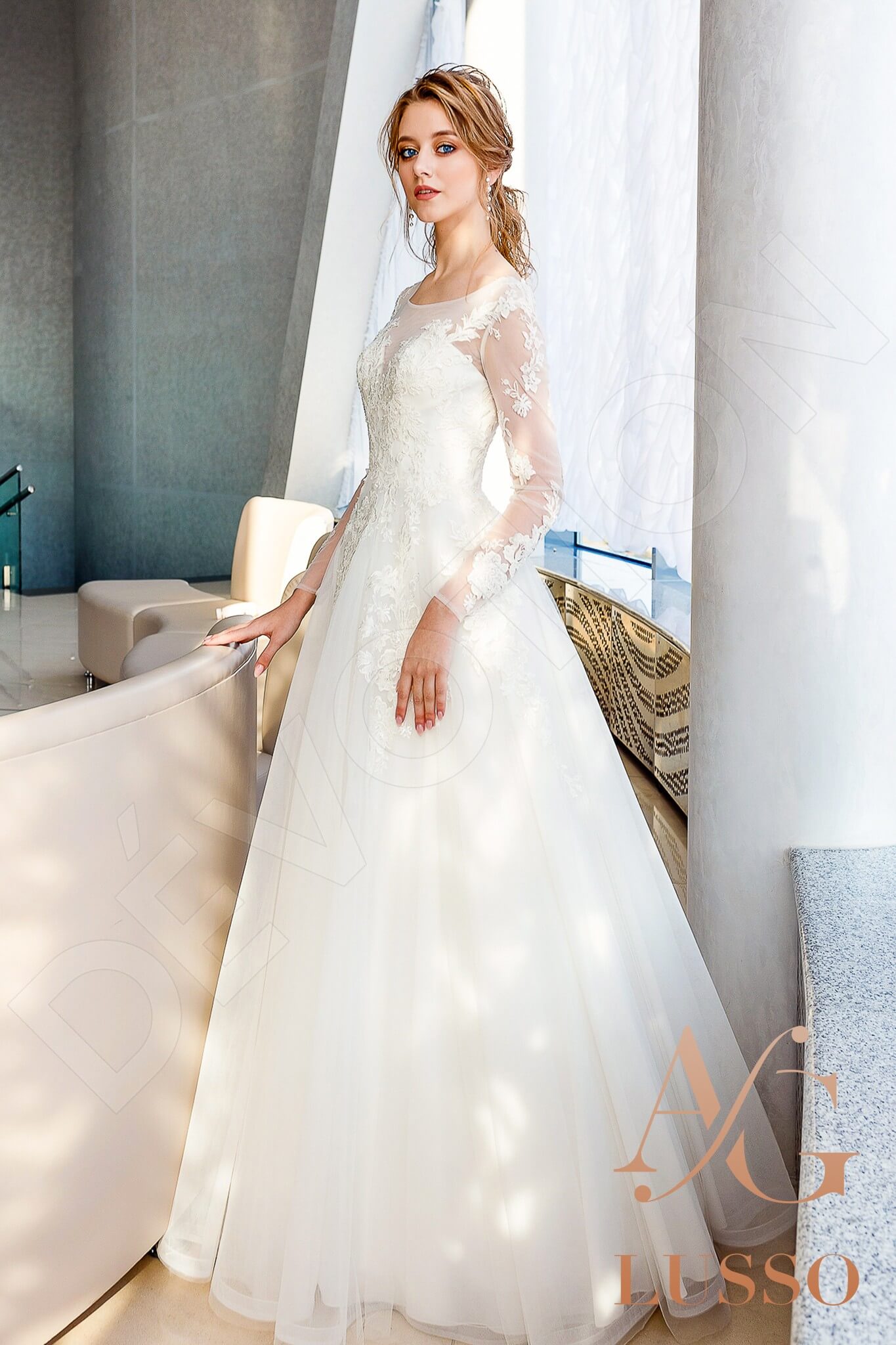 Tiana A-line Scoop LightMilk Wedding dress