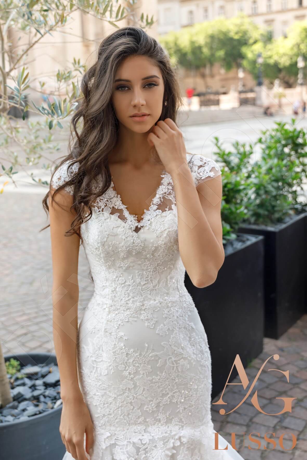 Fotini Trumpet/Mermaid V-neck Ivory Wedding dress