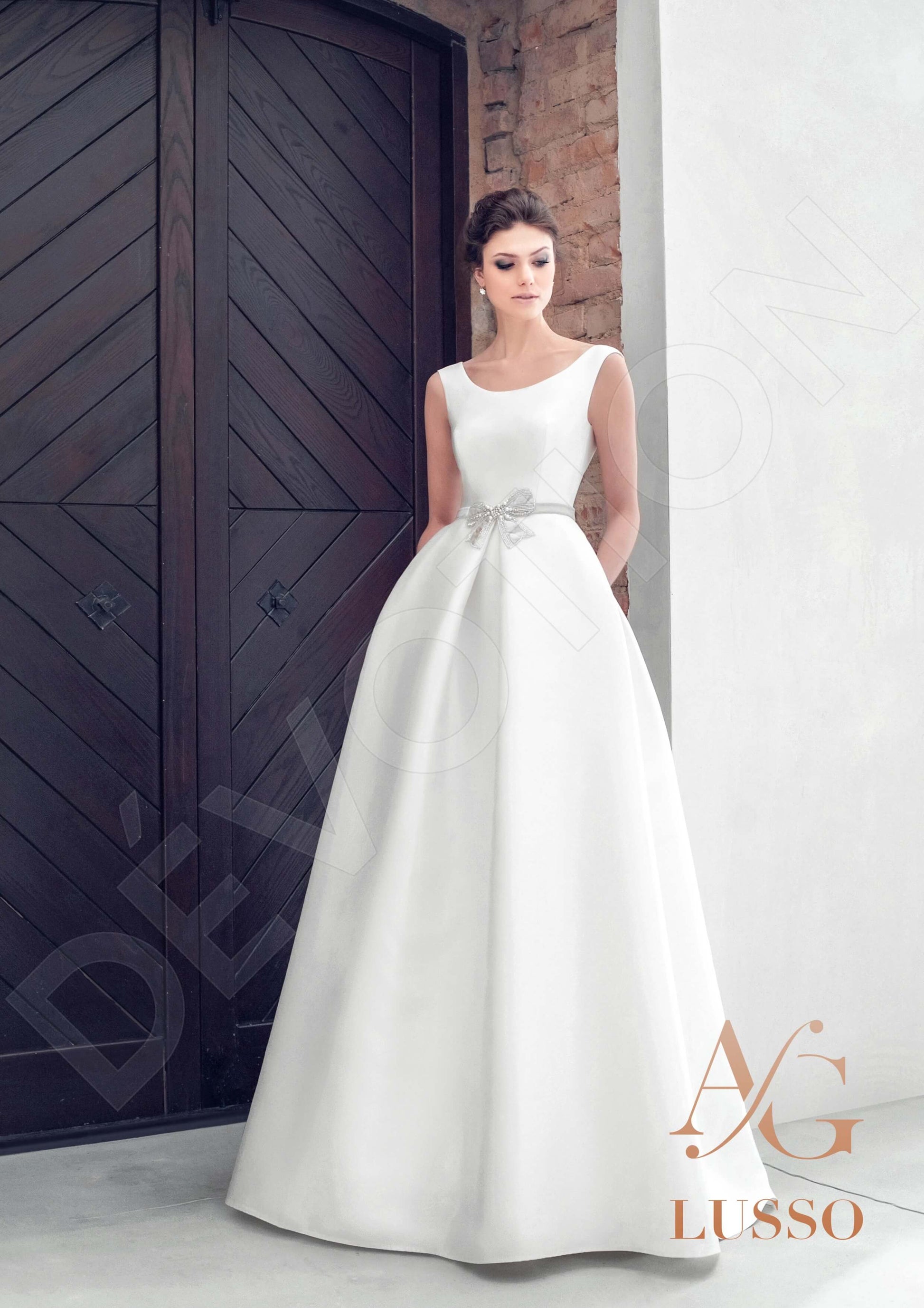 Sophily A-line Scoop Mediumivory Gray Wedding dress