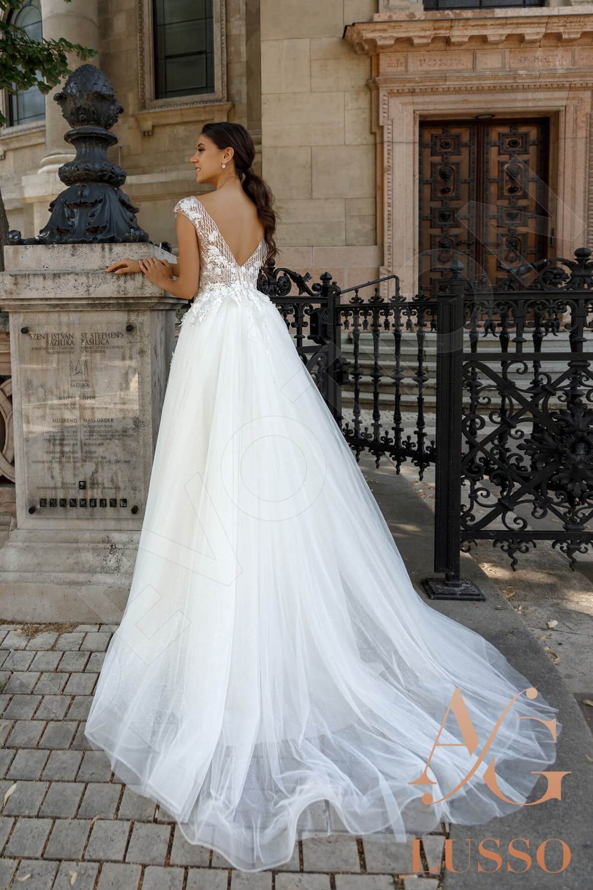 Mabely A-line Illusion Ivory Wedding dress