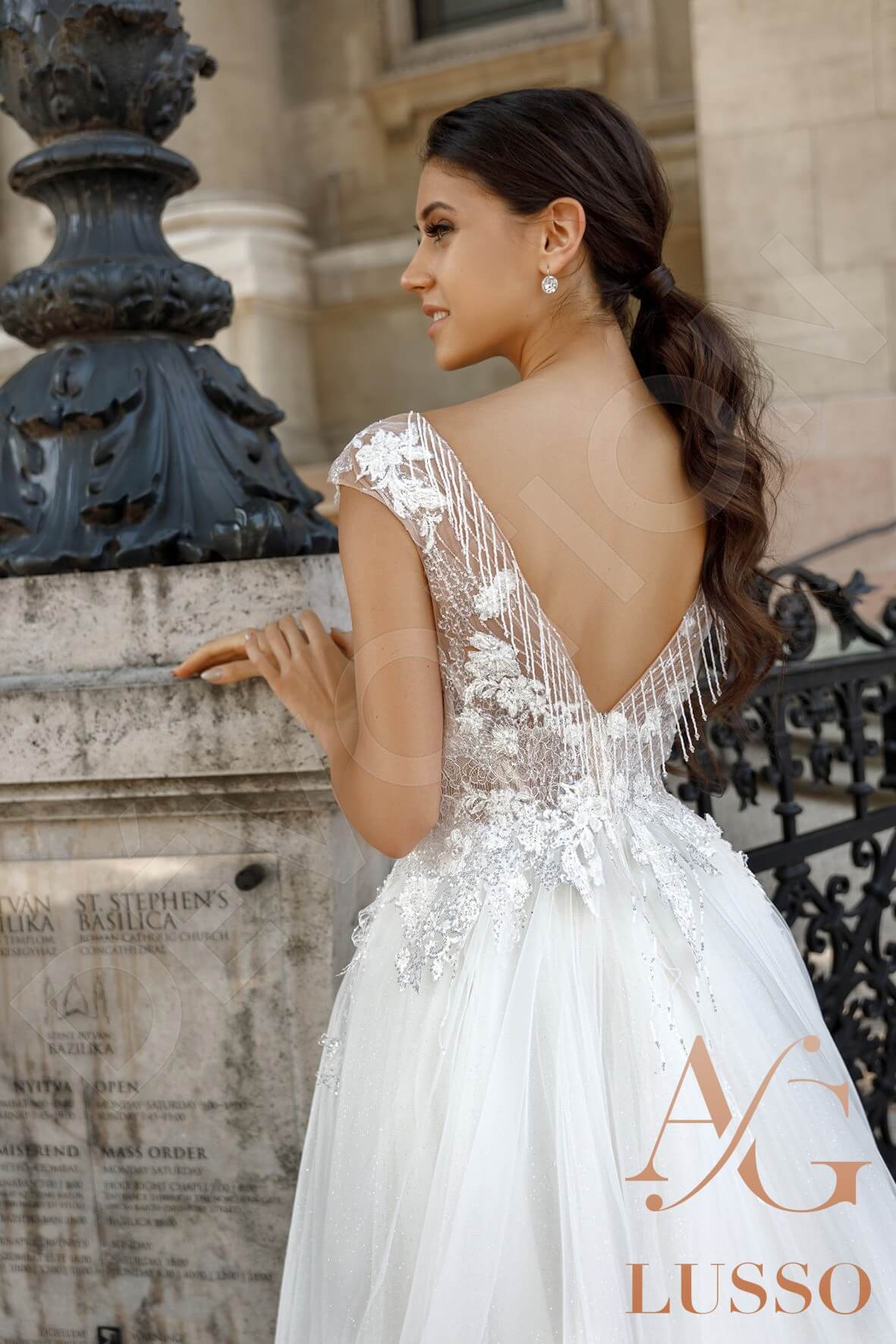 Mabely A-line Illusion Ivory Wedding dress