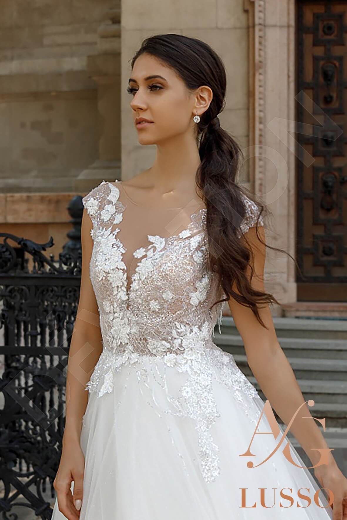 Mabely A-line Illusion Ivory Wedding dress