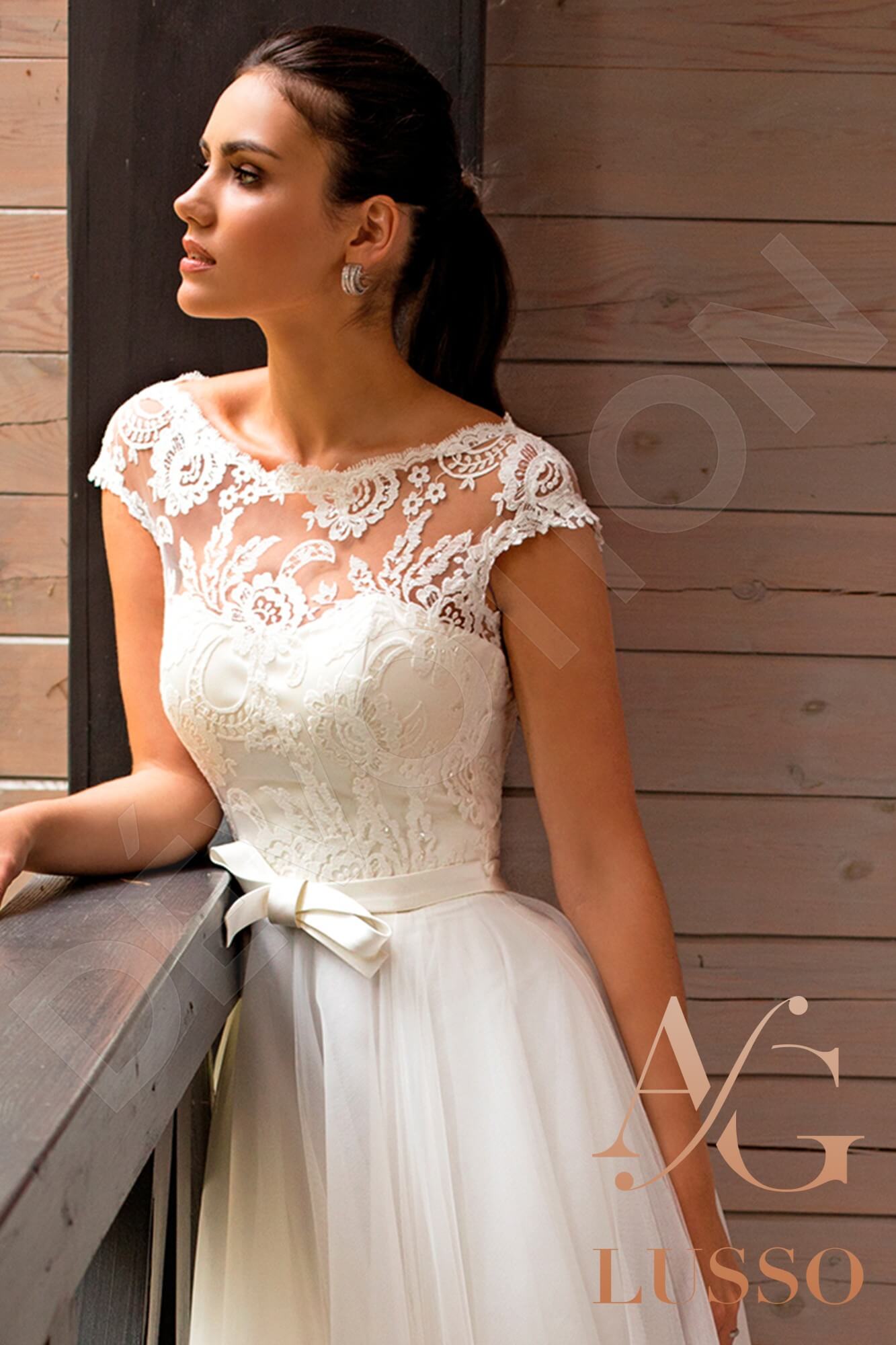 Idell Lace up back A-line Short/ Cap sleeve Wedding Dress 2