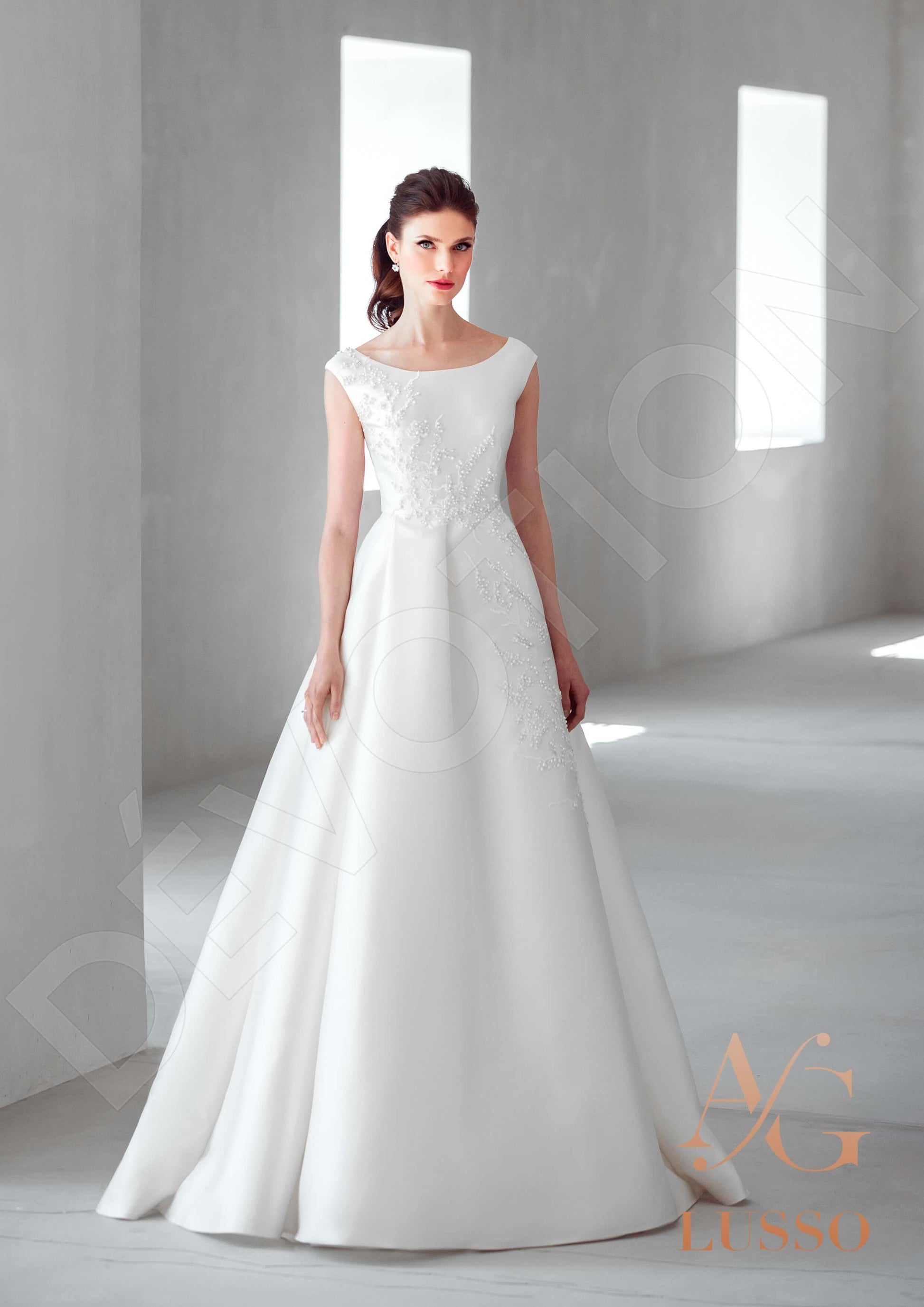 Hellis A-line Boat/Bateau Mediumivory Wedding dress