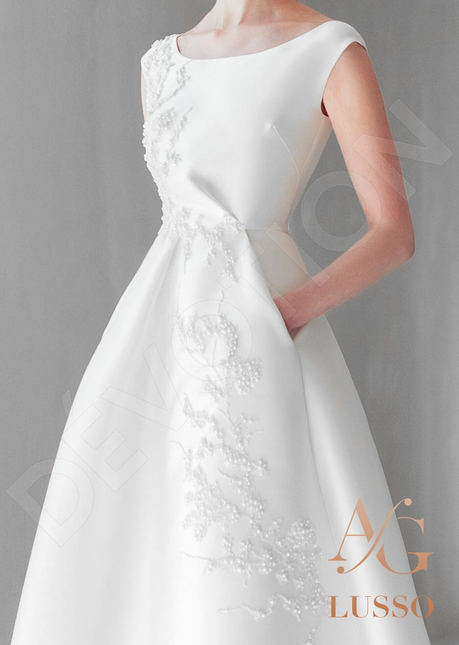 Helenis A-line Boat/Bateau Mediumivory Wedding dress