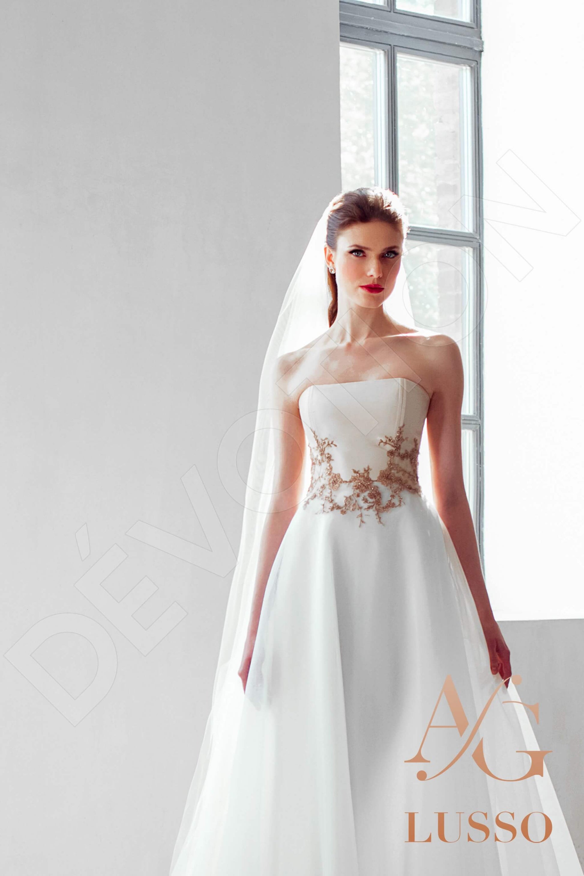 Salmar A-line Straight across Champagne Mediumivory Cappuccino Wedding dress