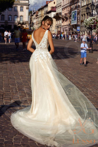 Lyuza Open back A-line Sleeveless Wedding Dress Back