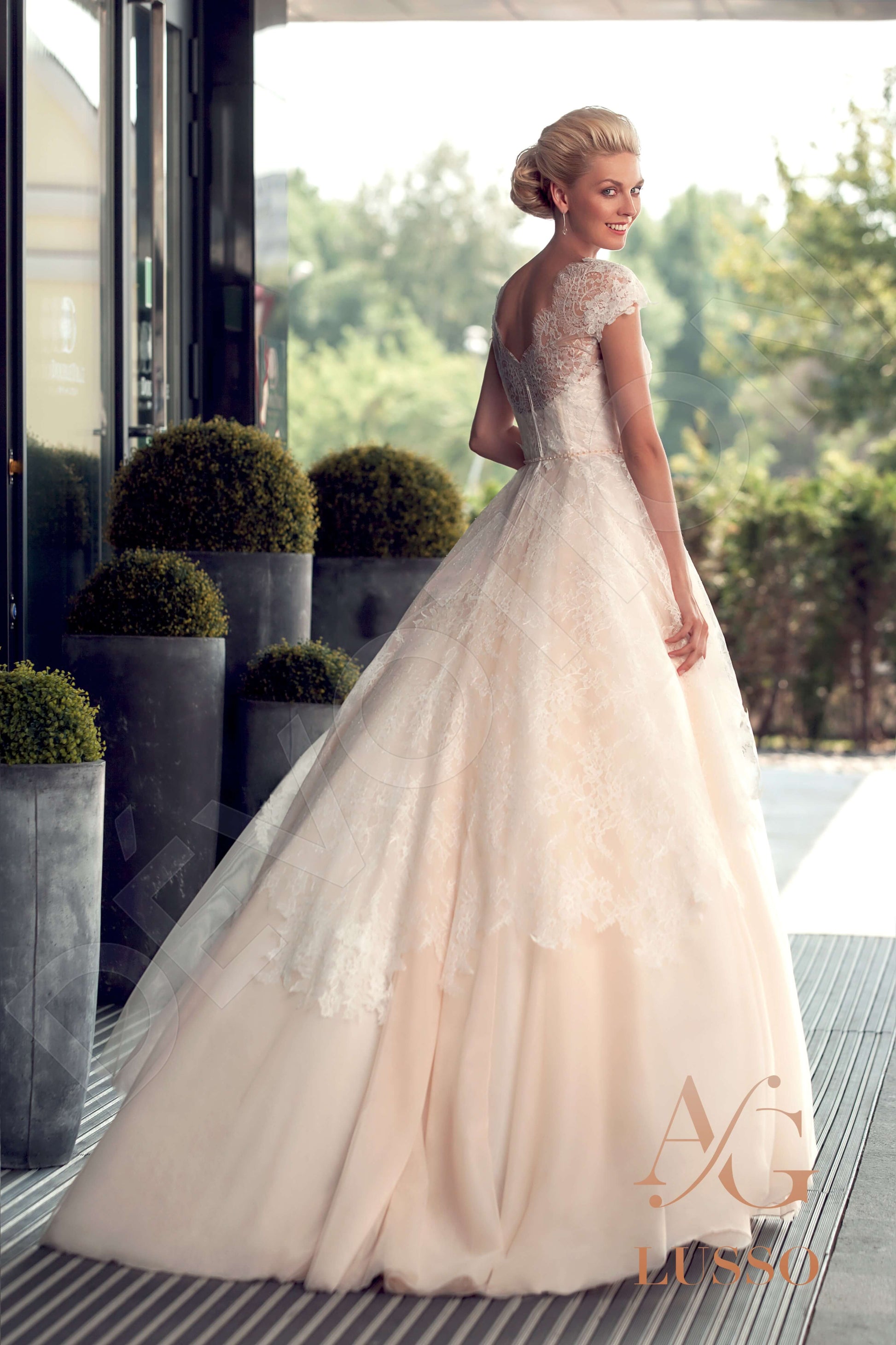 Stormia A-line Boat/Bateau Ivory Champagne Wedding dress