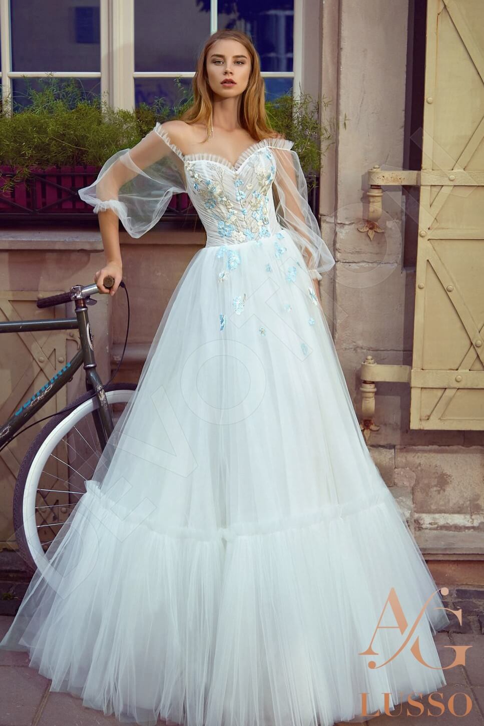 Lenore A-line Off-shoulder/Drop shoulders Milk Wedding dress