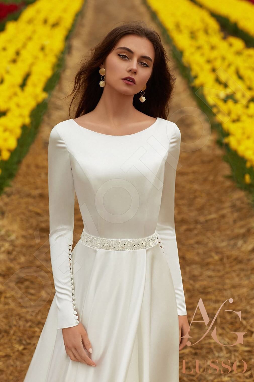 Rozelva A-line Boat/Bateau Milk Wedding dress