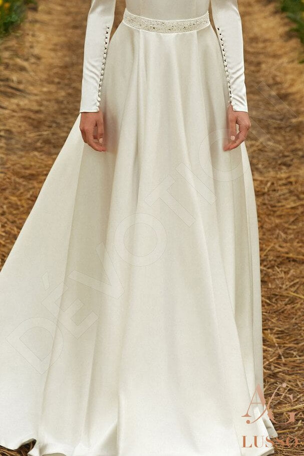 Rozelva A-line Boat/Bateau Milk Wedding dress