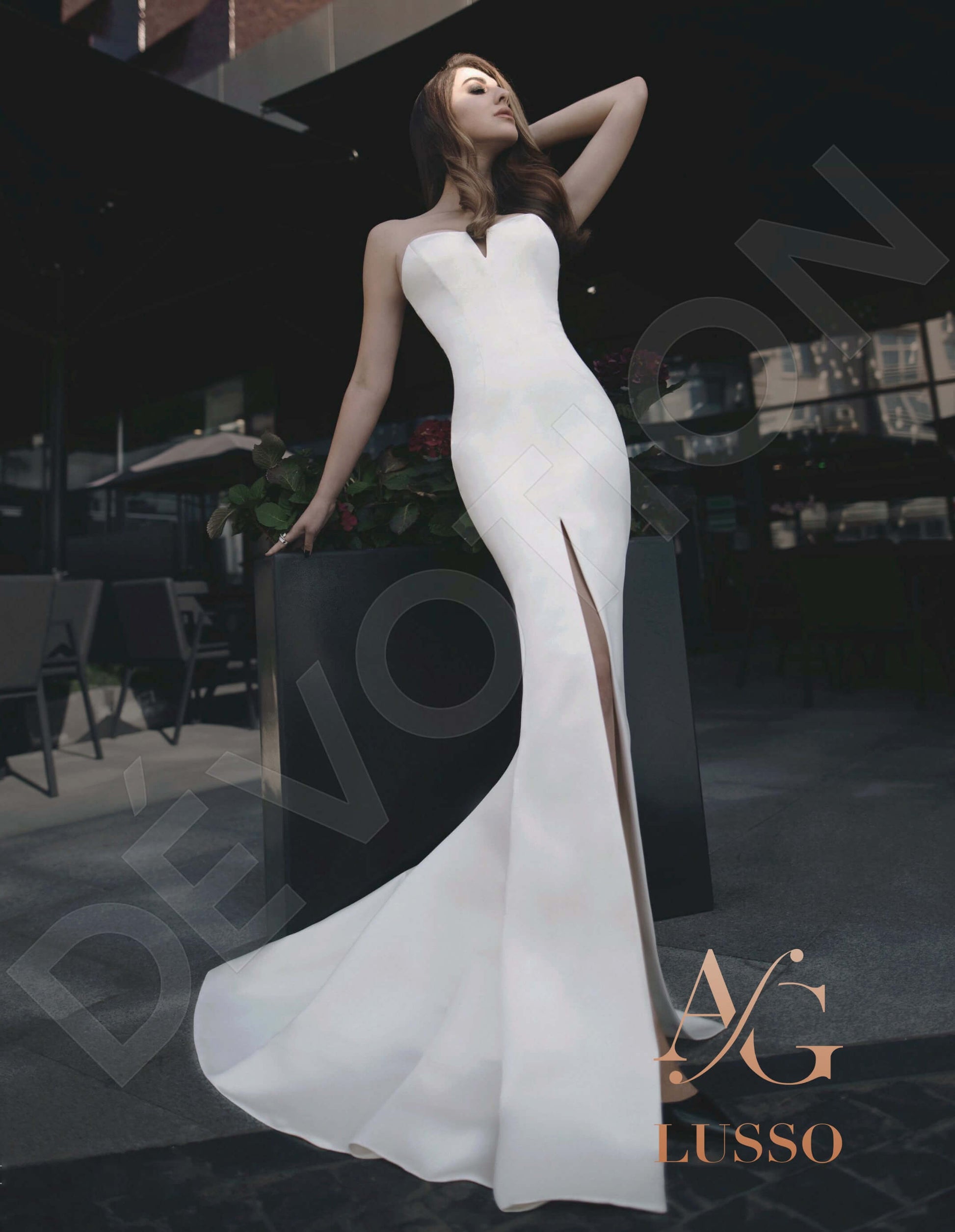 Violana Trumpet/Mermaid Sweetheart Ivory Wedding dress