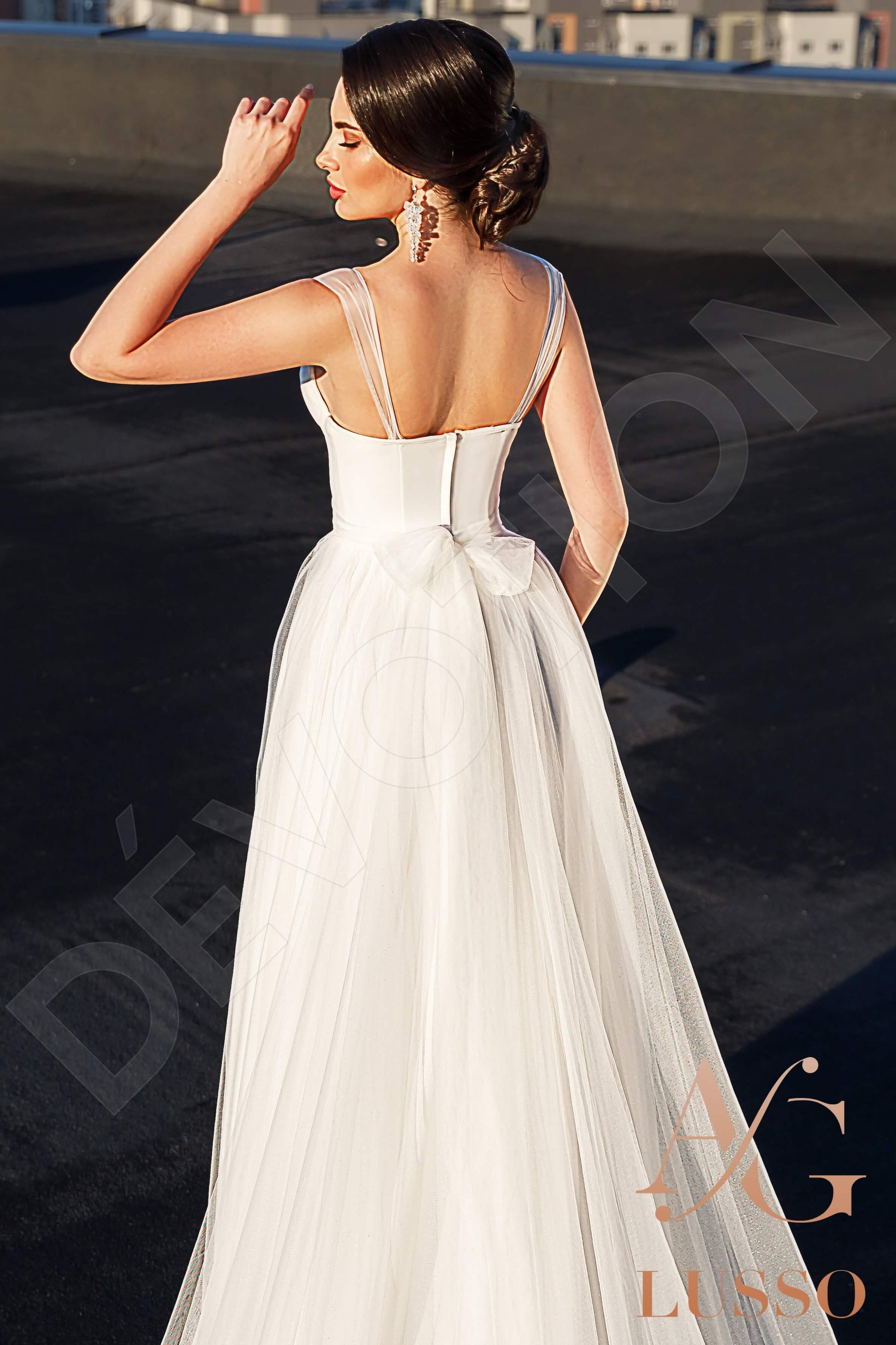 Kiera A-line Sweetheart Ivory Wedding dress