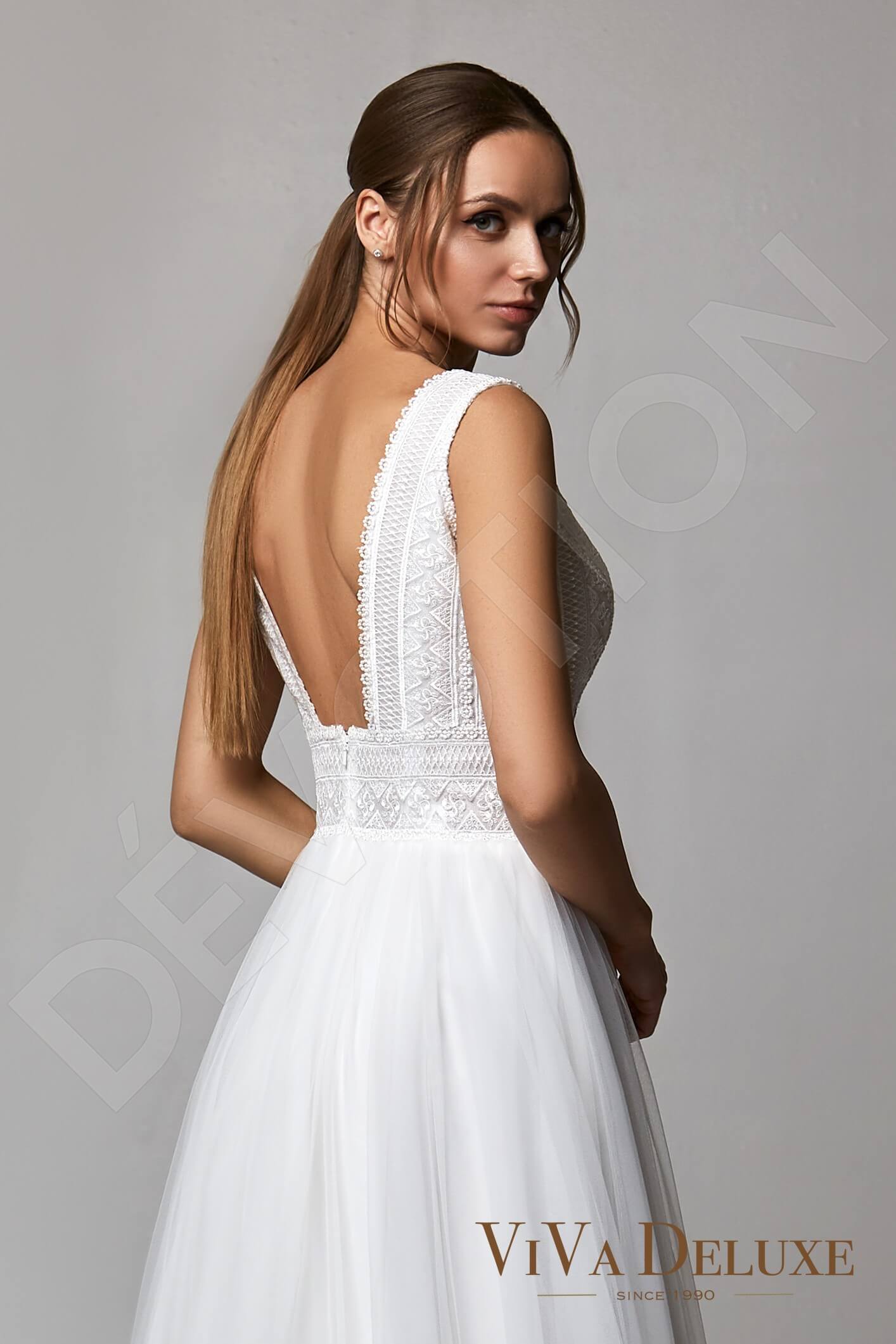 Bonnell A-line V-neck Ivory Wedding dress