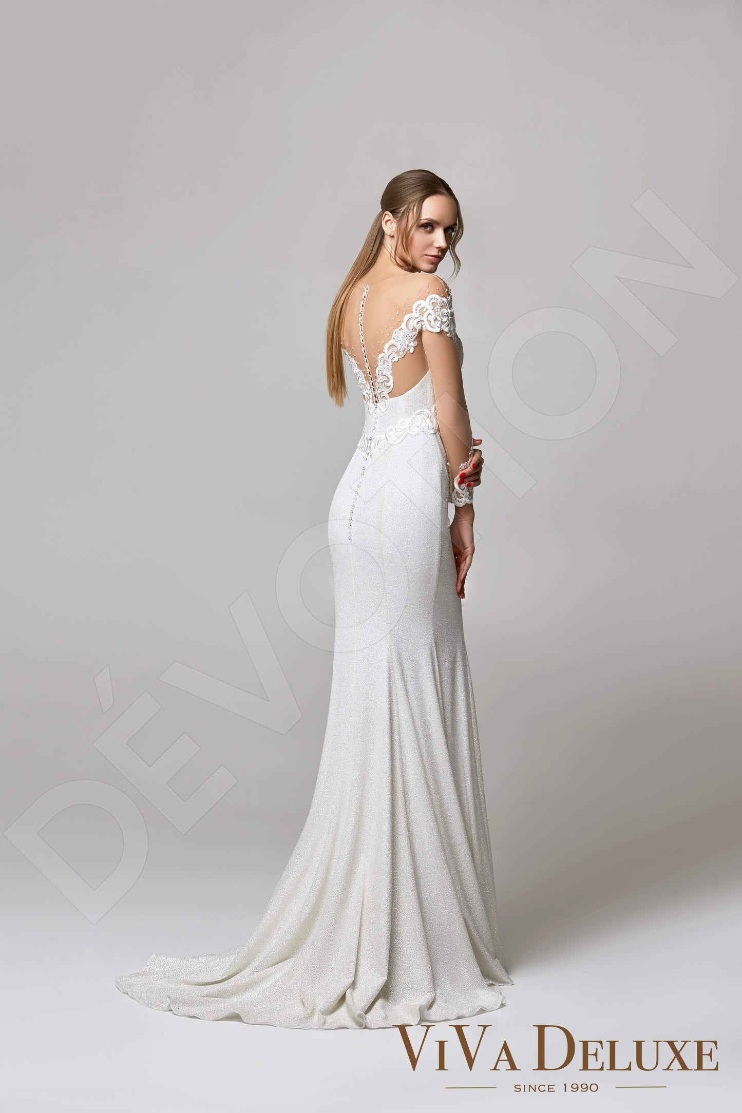 Violis Illusion back Trumpet/Mermaid Long sleeve Wedding Dress Back