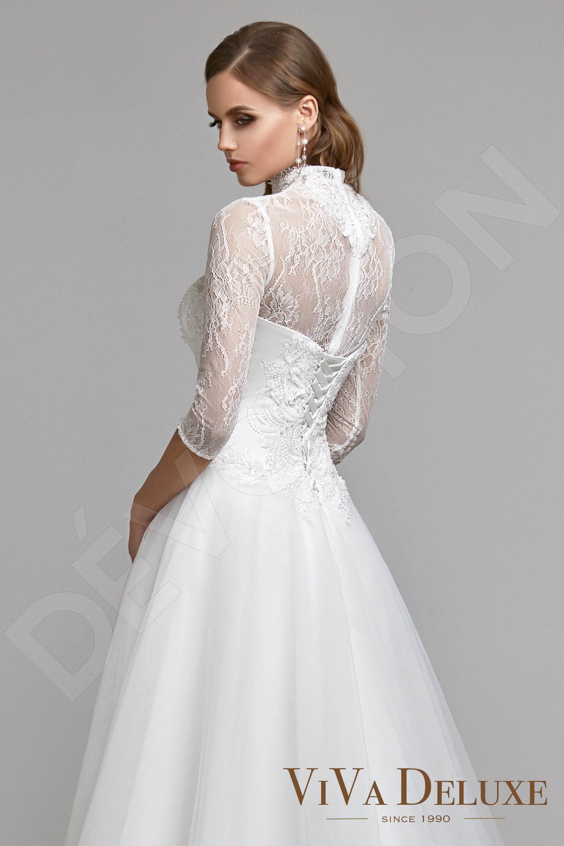 Vanesia A-line High neck Ivory Wedding dress