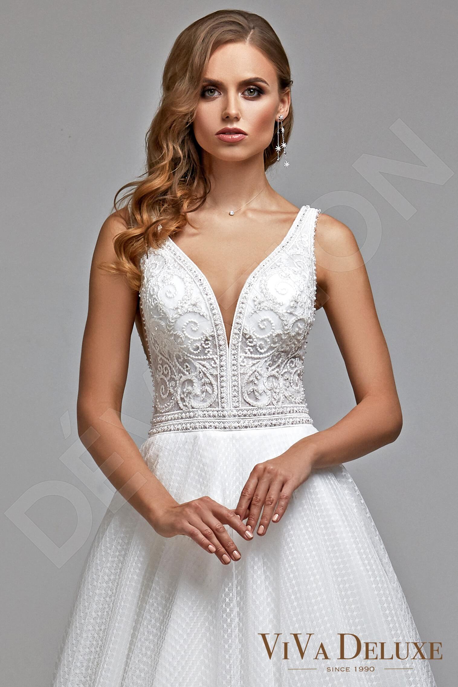 Leyna A-line V-neck Ivory Wedding dress