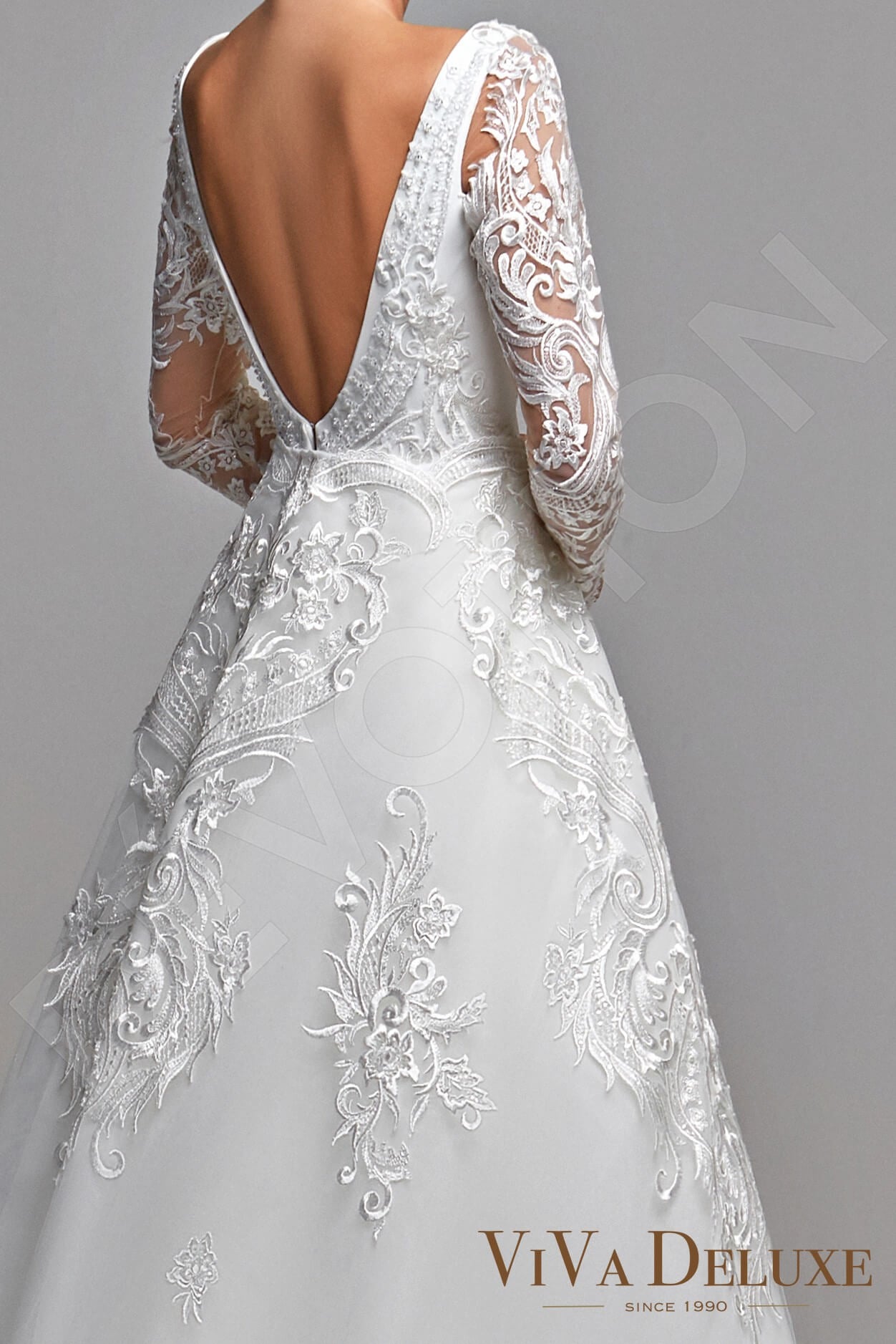 Maya A-line Sweetheart Ivory Wedding dress