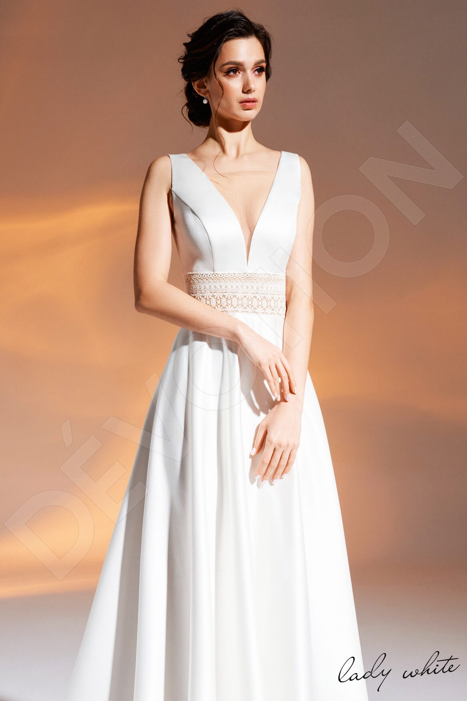 Rabiah A-line Illusion Ivory Wedding dress