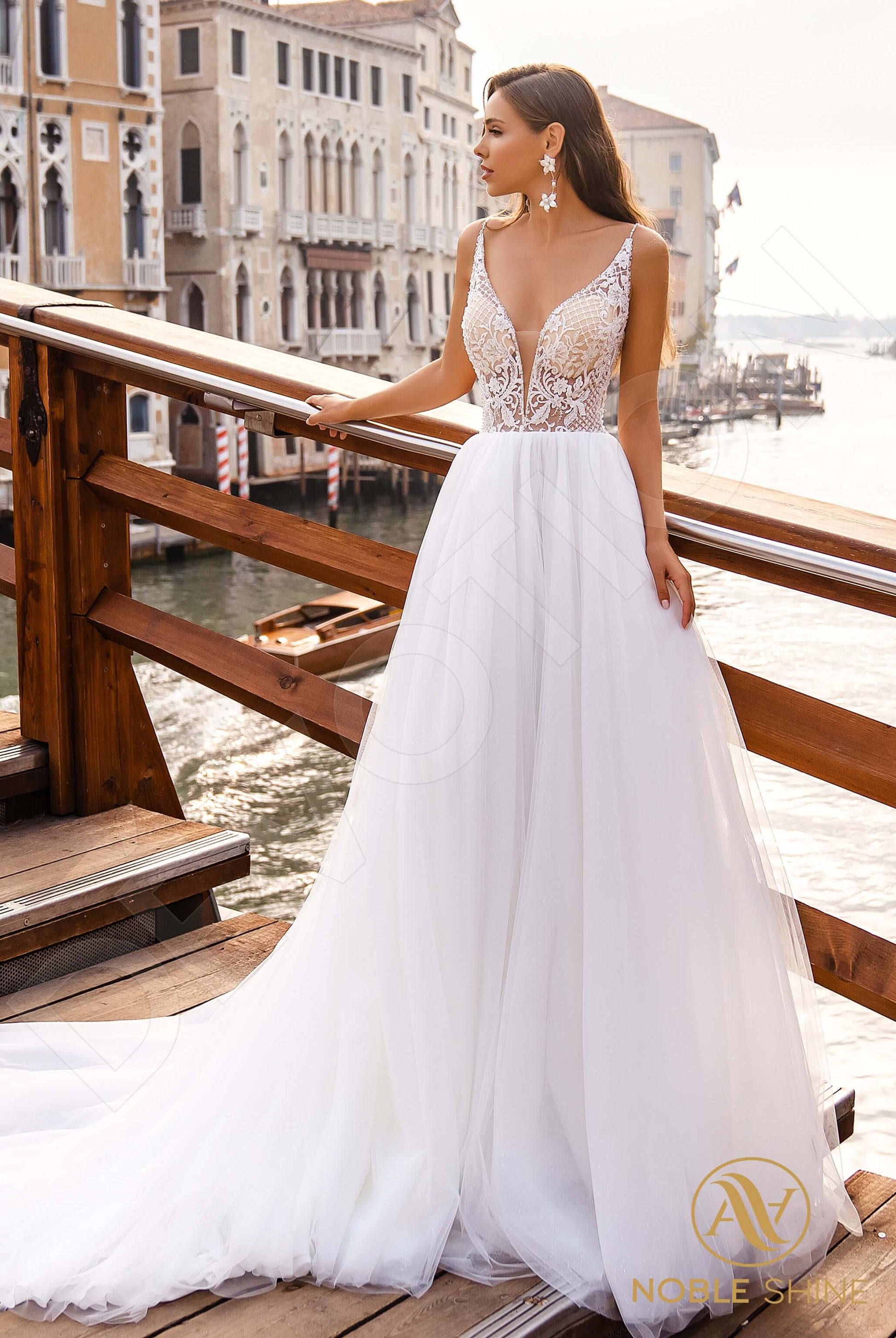 Maddalena A-line V-neck Milk Wedding dress