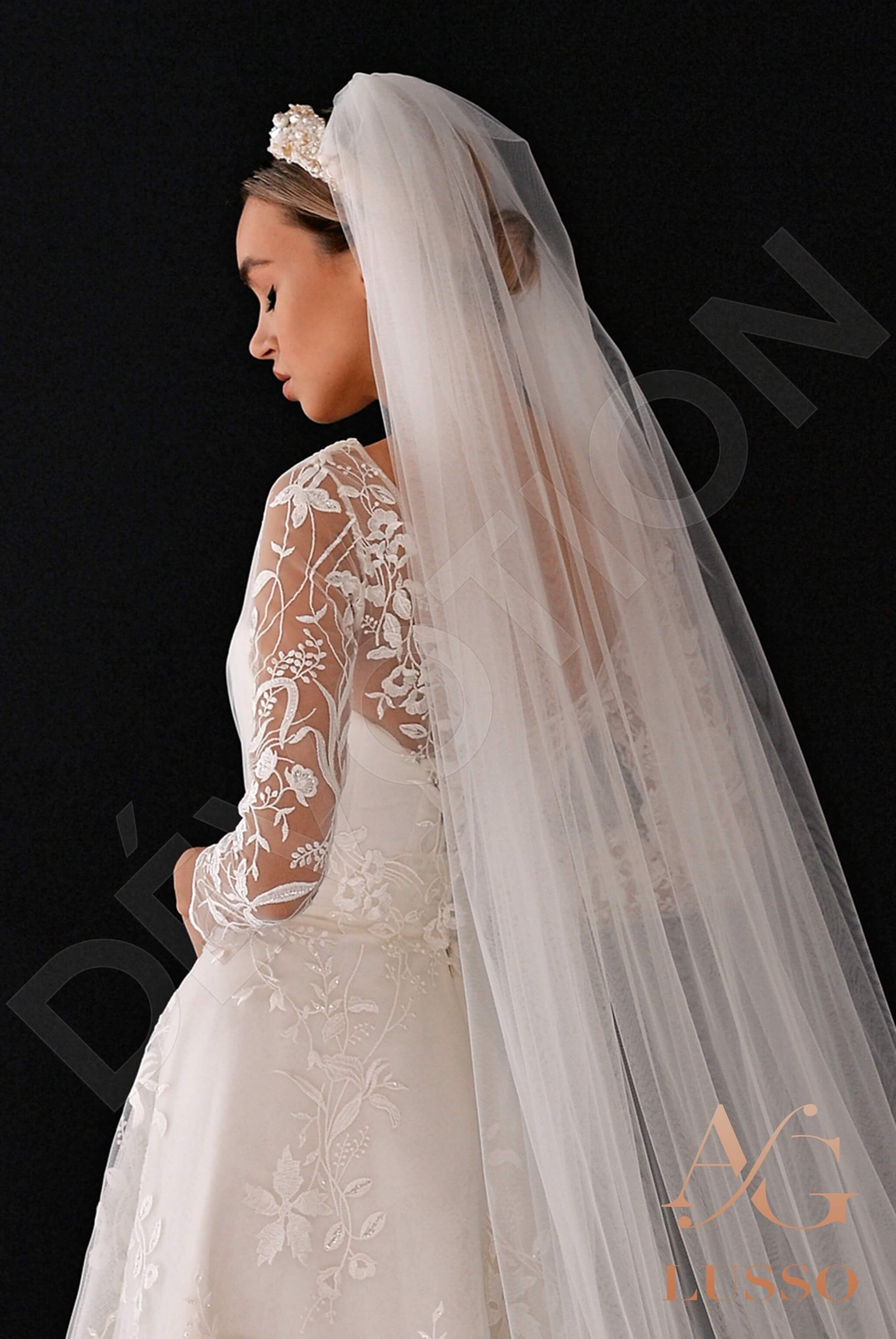 Erina A-line Deep V-neck Ivory Wedding dress