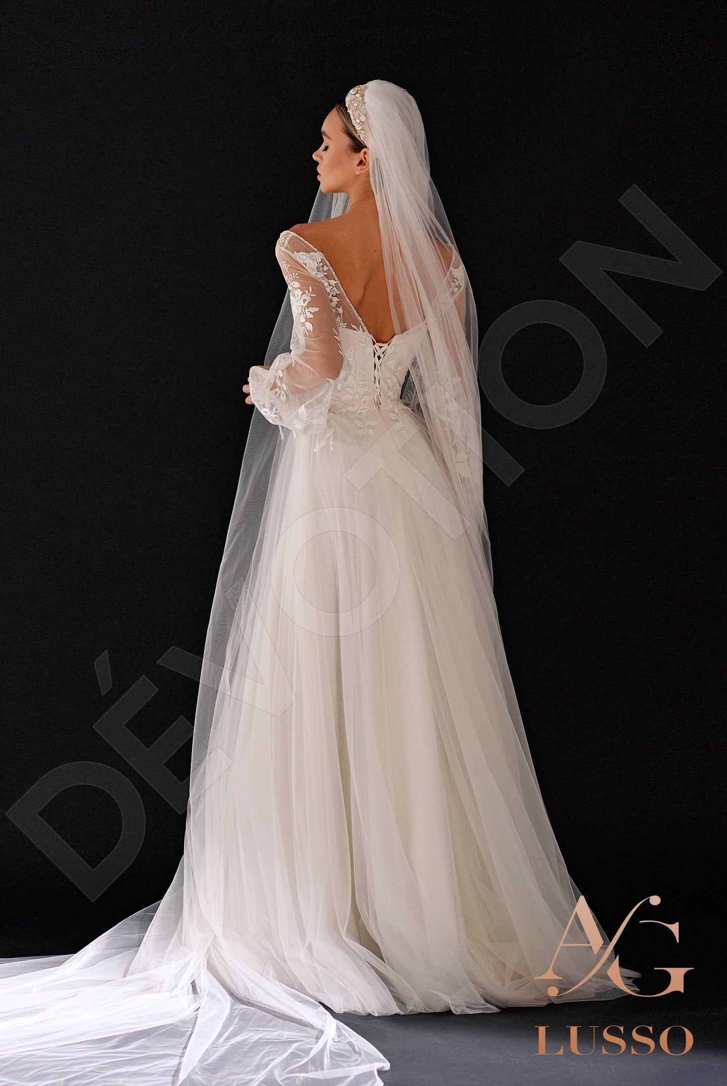 Flar Open back A-line Long sleeve Wedding Dress Back