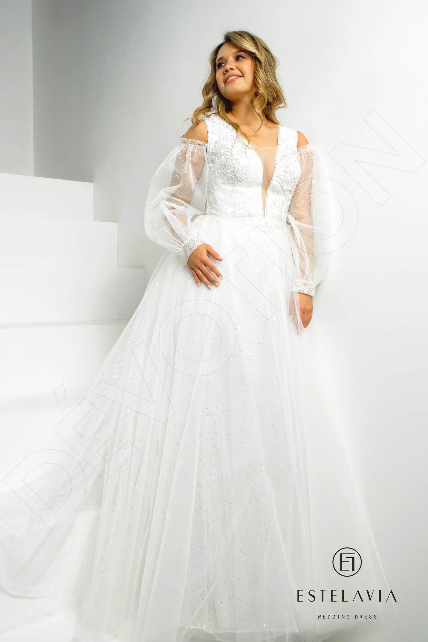 Lumina Open back A-line Long sleeve Wedding Dress Front