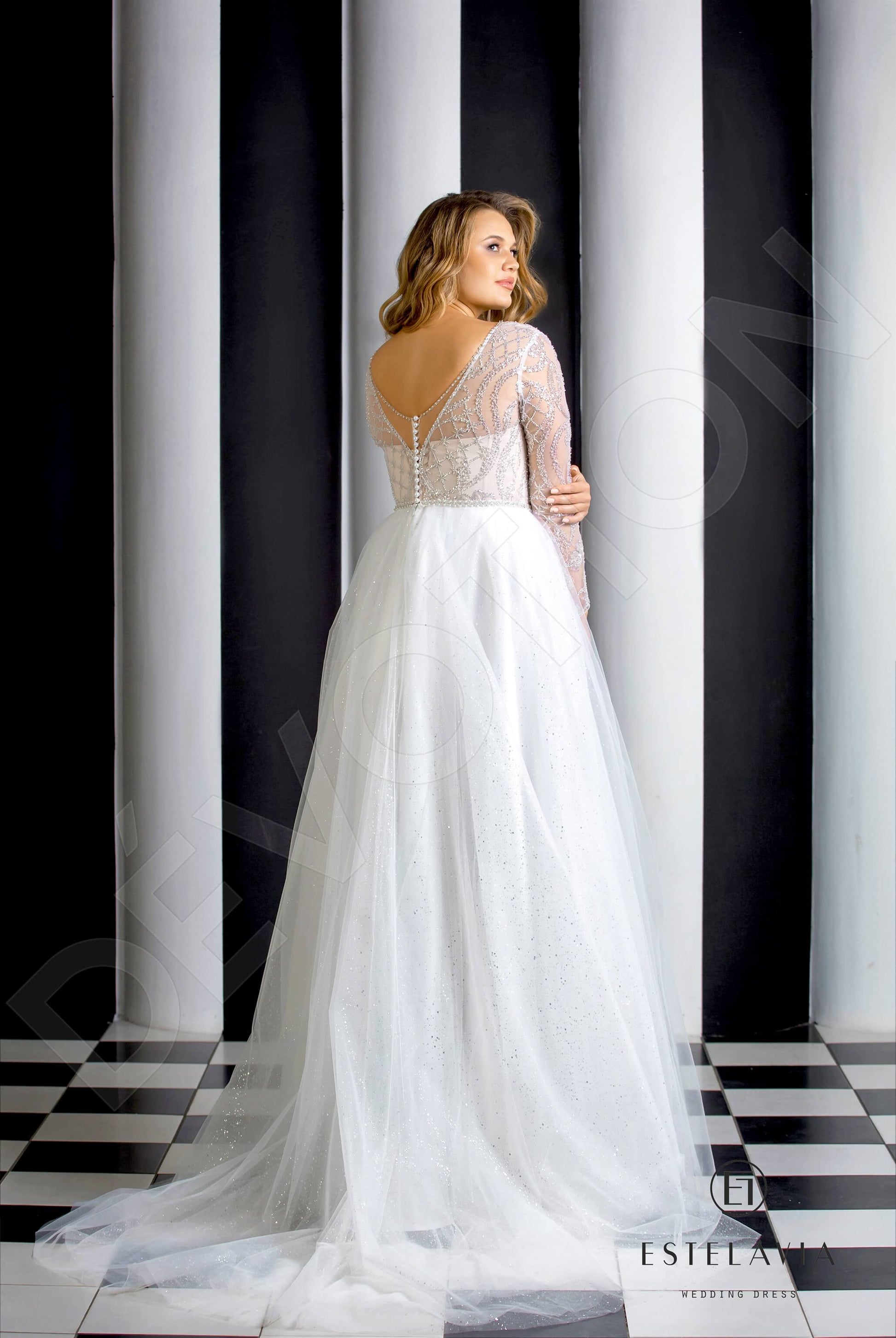 Malvi A-line Boat/Bateau Milk Nude Wedding dress