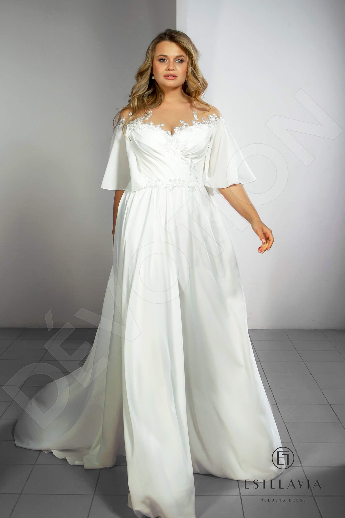 Yunna Open back A-line Half sleeve Wedding Dress Front