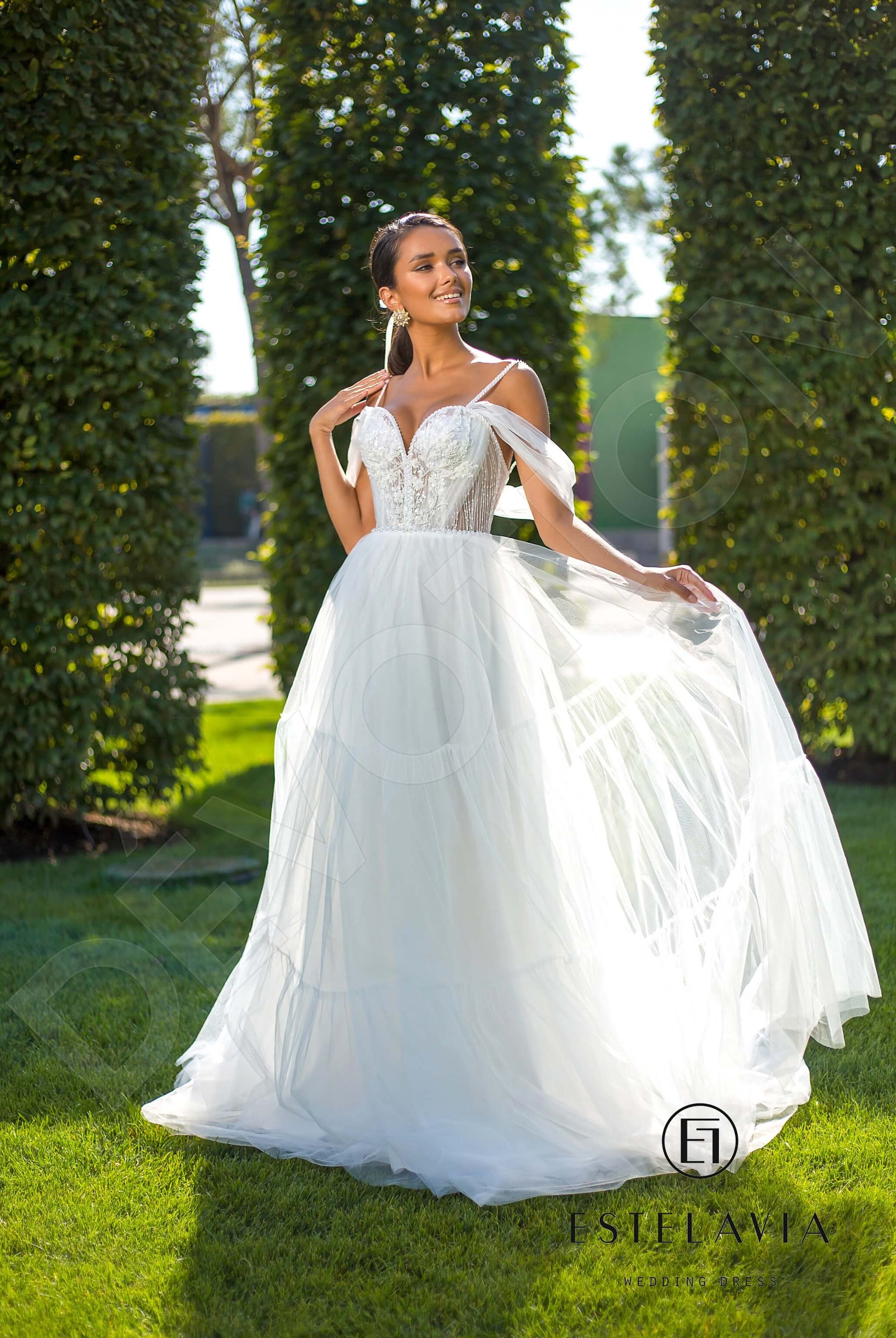 Rexein A-line Sweetheart Milk Wedding dress