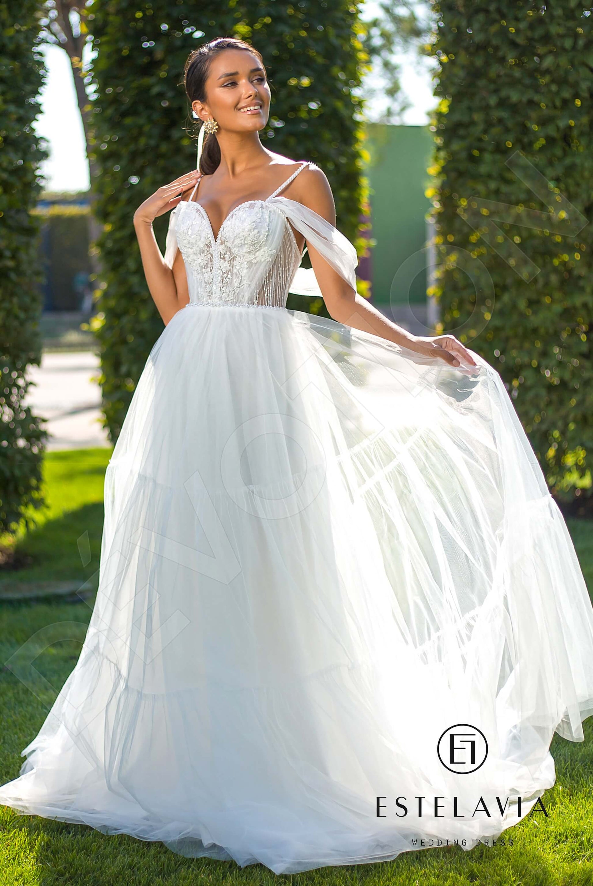 Rexein A-line Sweetheart Milk Wedding dress