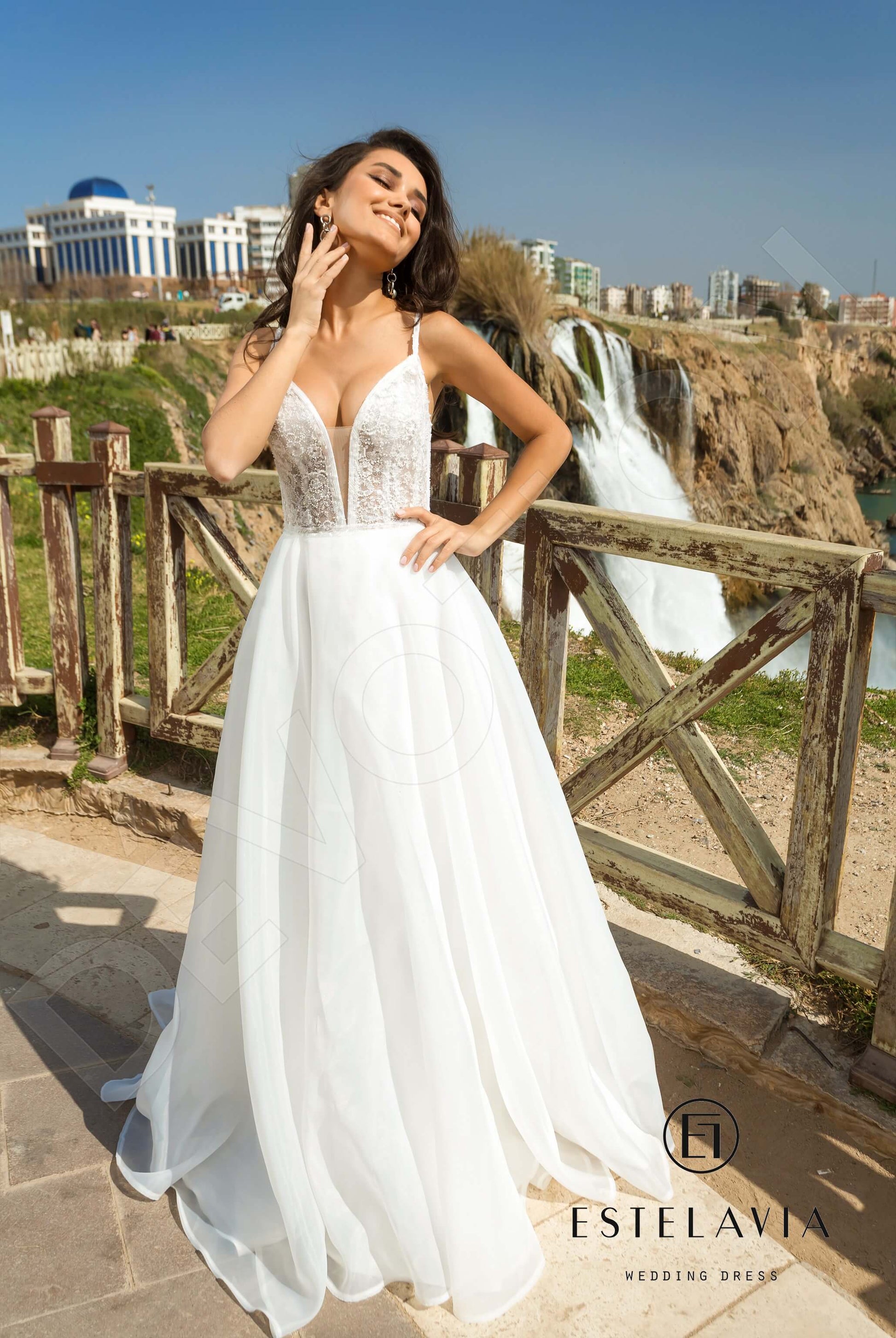 Estefania A-line Sweetheart Milk Wedding dress