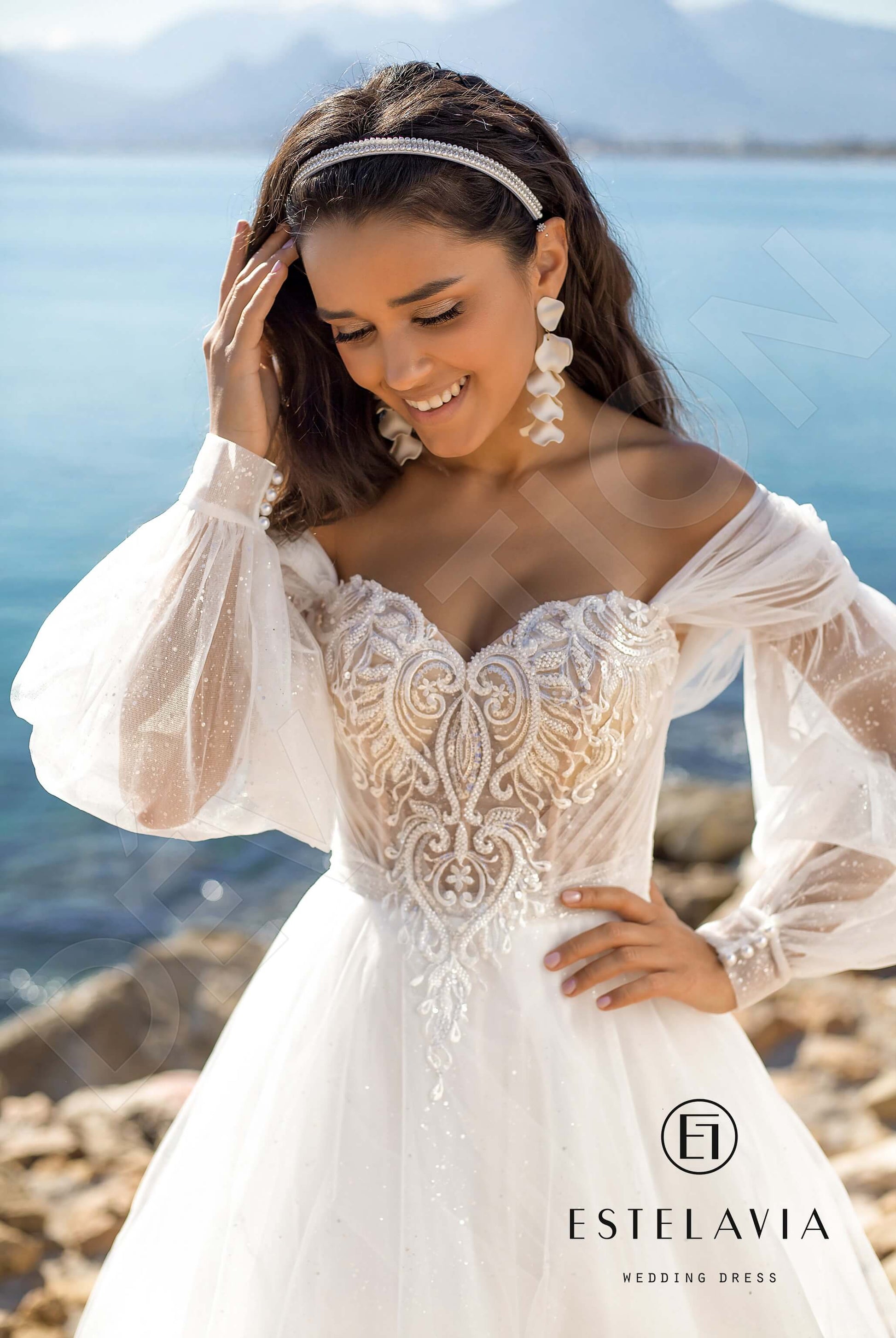 Lexa A-line Off-shoulder/Drop shoulders Milk Wedding dress