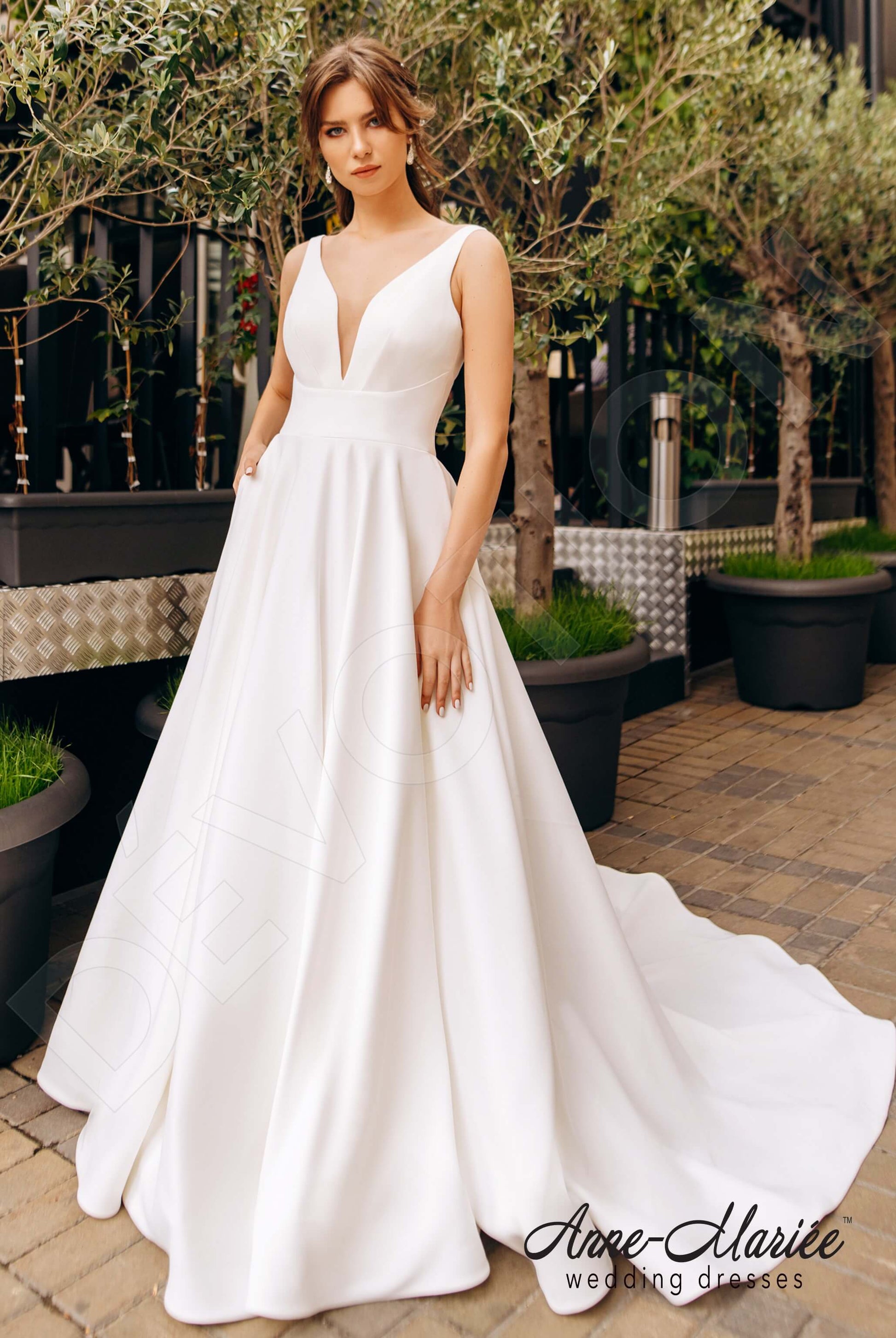 Rubin A-line Deep V-neck Milk Wedding dress